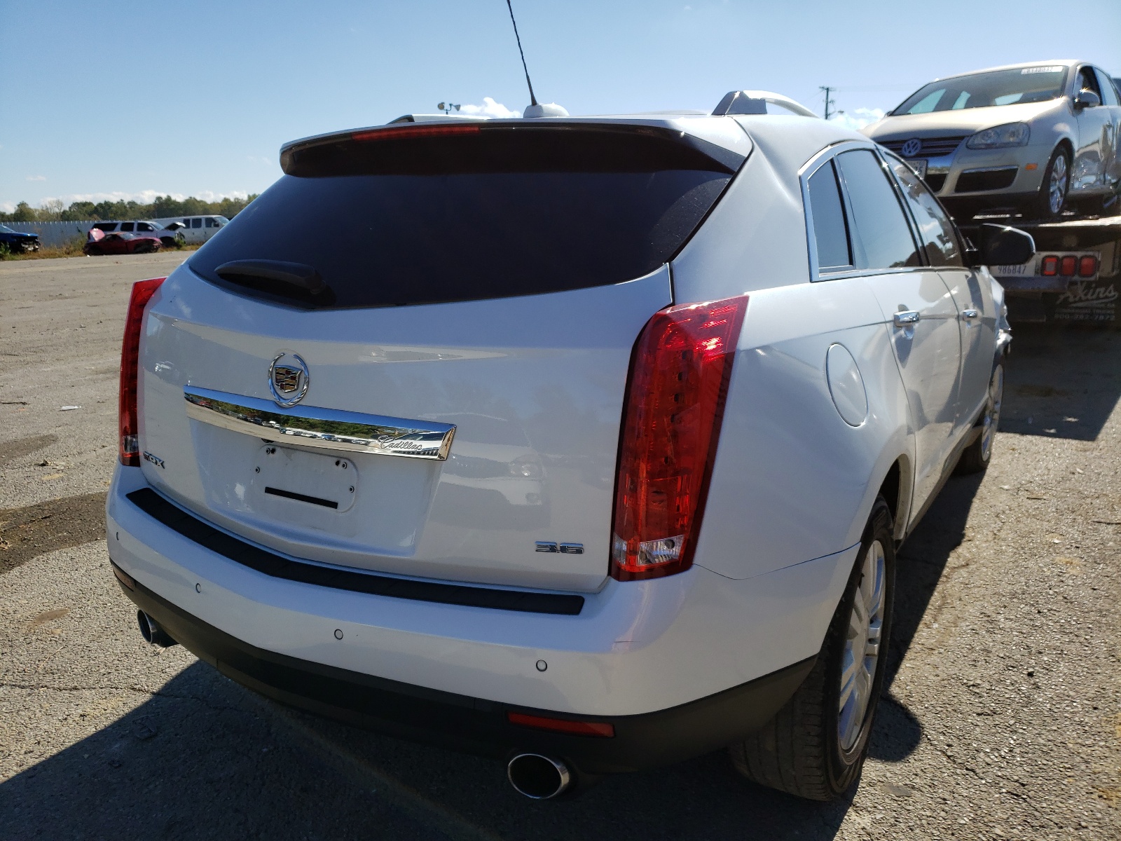 Photo 4 from auction – 2016 CADILLAC SRX LUXURY with VIN 3GYFNBE32GS560352