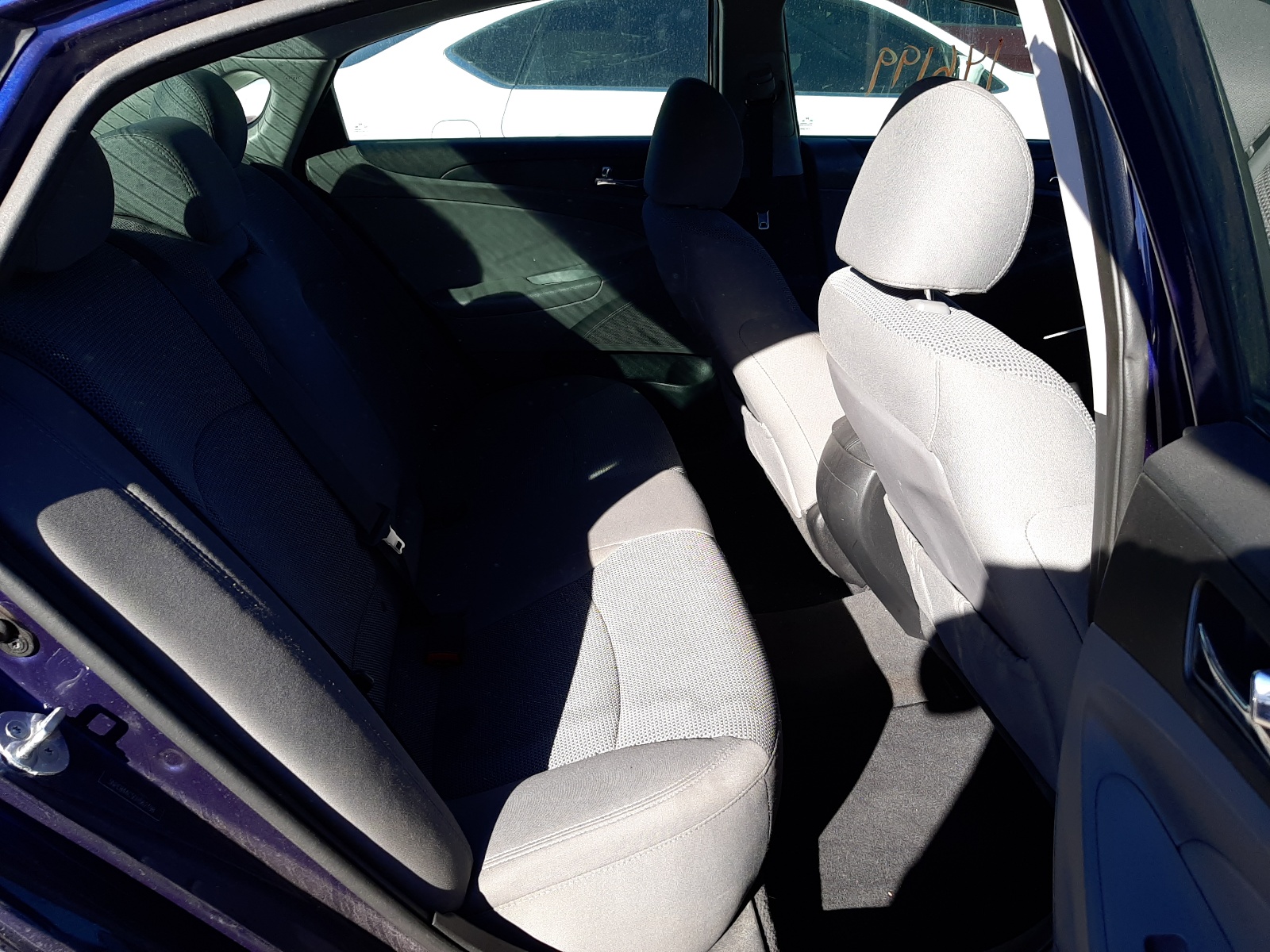 Photo 6 from auction – 2013 HYUNDAI SONATA GLS with VIN 5NPEB4AC5DH562498