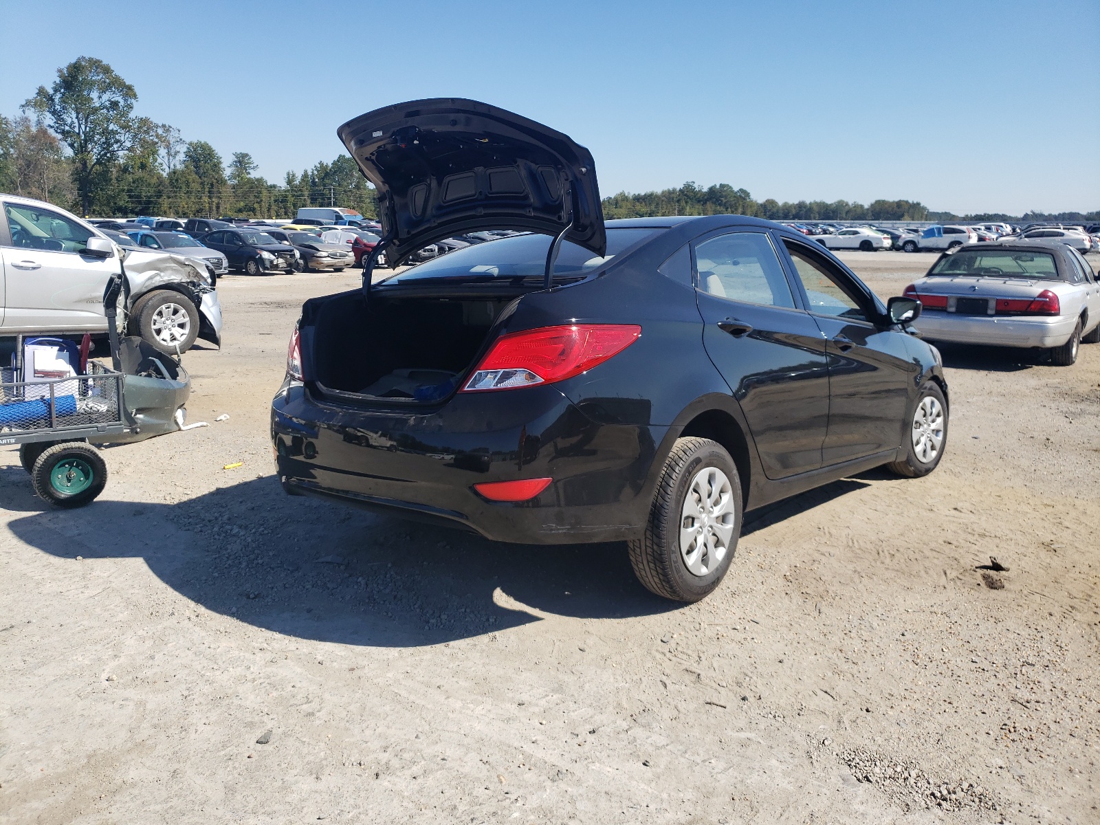 Photo 4 from auction – 2016 HYUNDAI ACCENT SE with VIN KMHCT4AE7GU943930