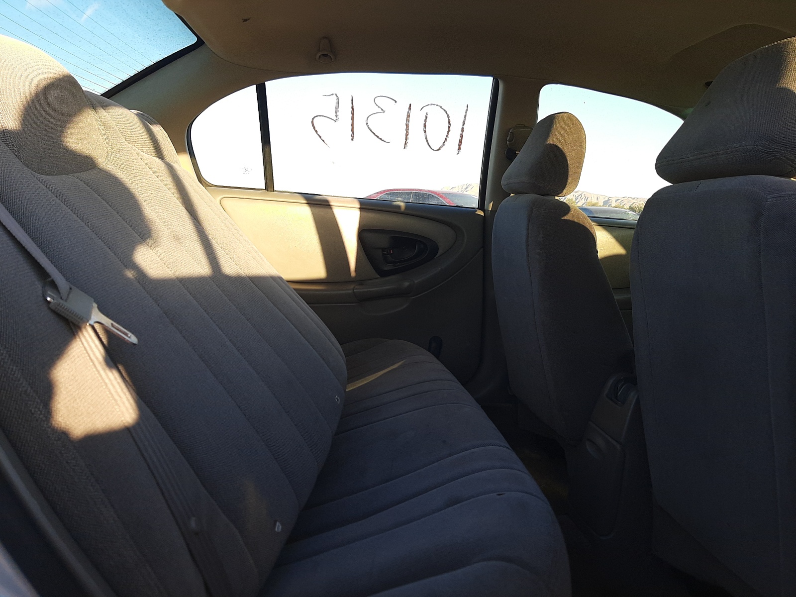 Photo 6 from auction – 2003 CHEVROLET MALIBU with VIN 1G1ND52J23M720306