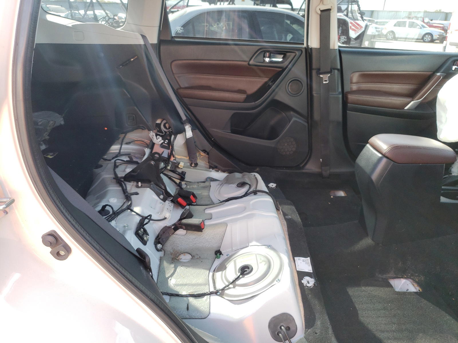 Photo 6 from auction – 2017 SUBARU FORESTER 2 with VIN JF2SJGTC4HH408083