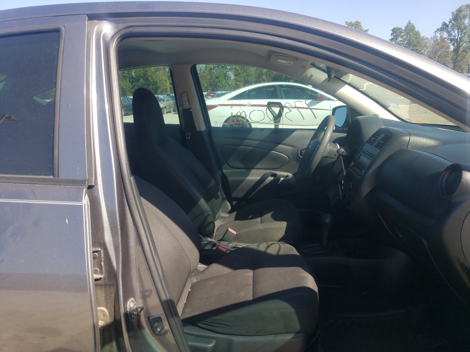Photo 5 from auction – 2016 NISSAN VERSA S with VIN 3N1CN7AP0GL851976