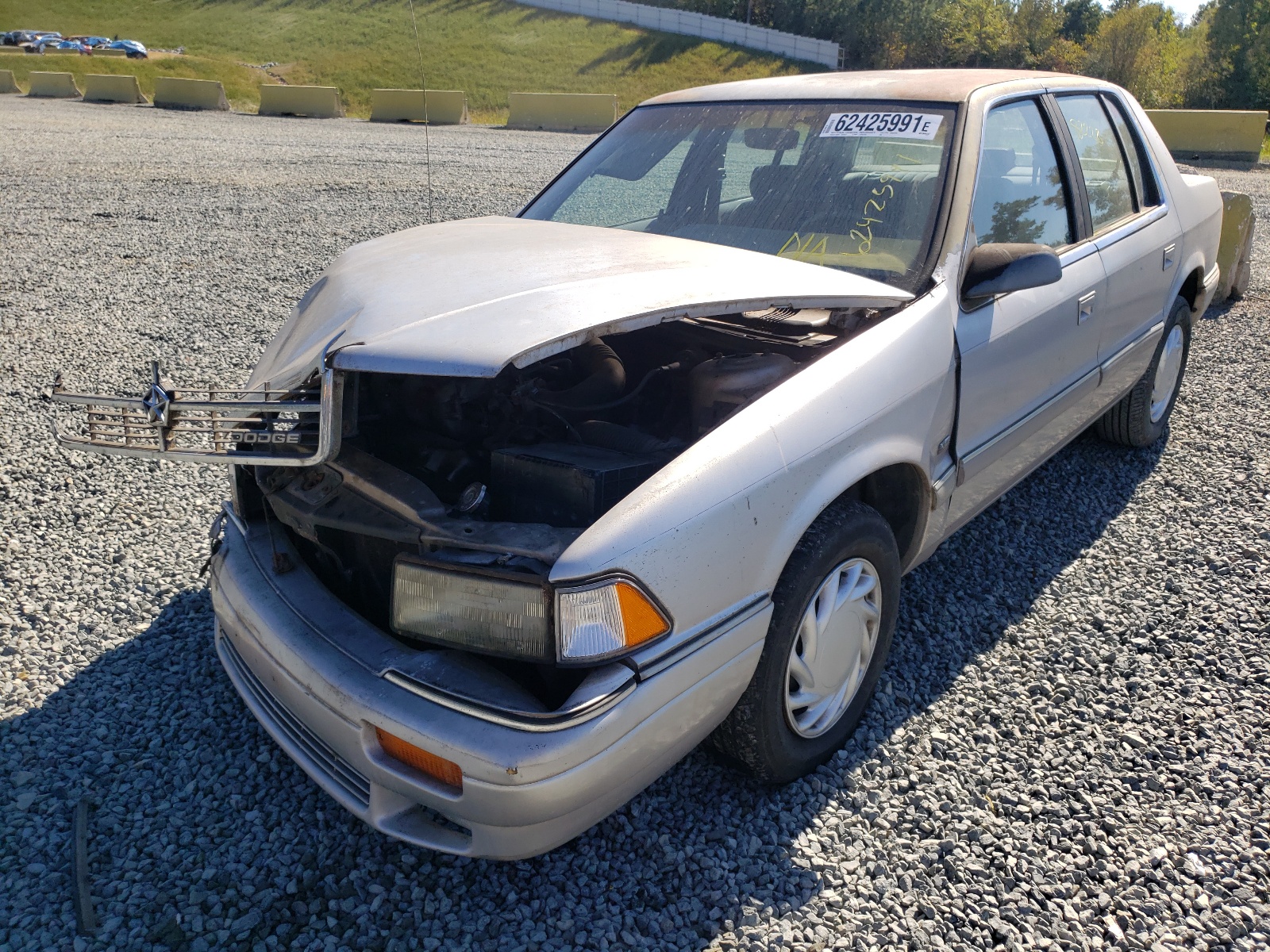 Photo 2 from auction – 1992 DODGE SPIRIT with VIN 1B3XA5636NF145916