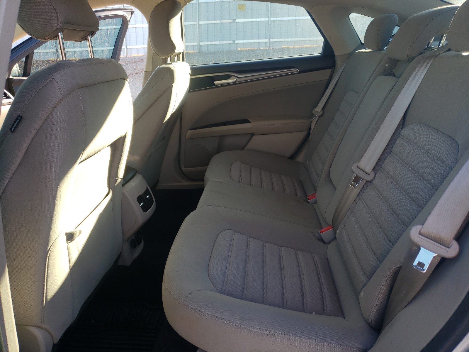 Photo 6 from auction – 2018 FORD FUSION SE with VIN 3FA6P0LU8JR200006