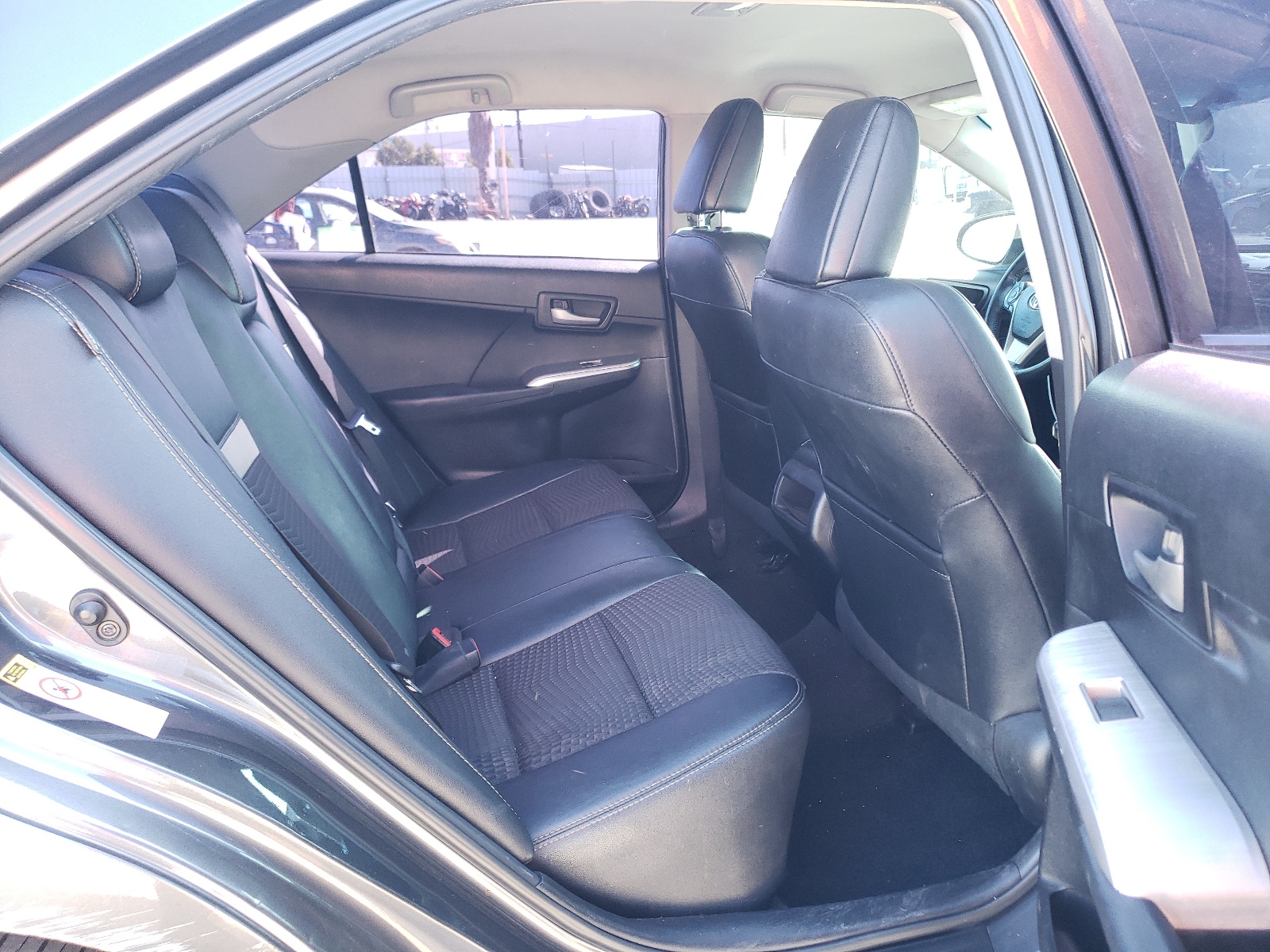 Photo 6 from auction – 2004 TOYOTA CAMRY LE with VIN 4T1BE32K84U823294
