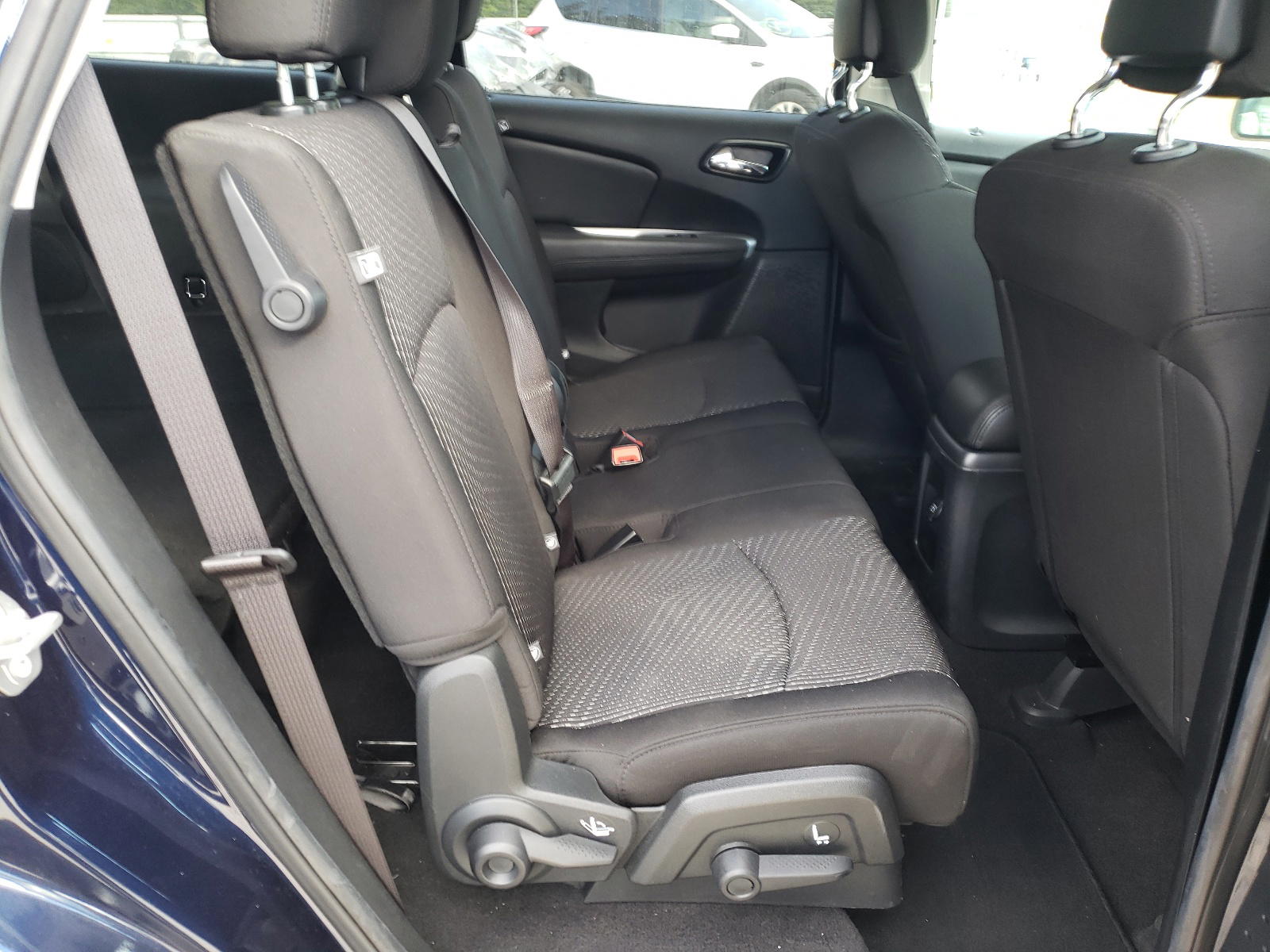 Photo 6 from auction – 2020 DODGE JOURNEY SE with VIN 3C4PDCAB7LT279071