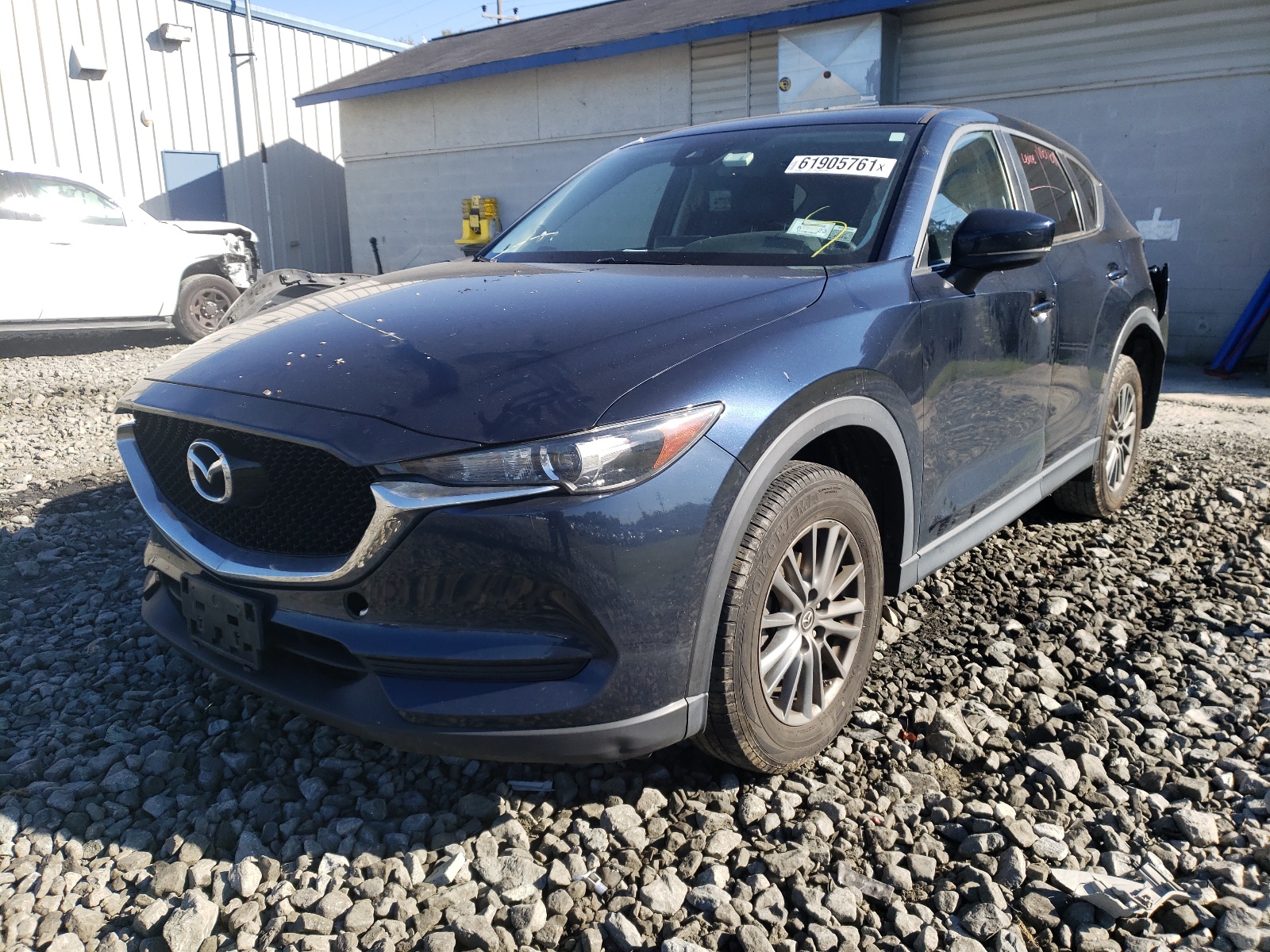 Photo 2 from auction – 2017 MAZDA CX-5 TOURI with VIN JM3KFBCL4H0117527