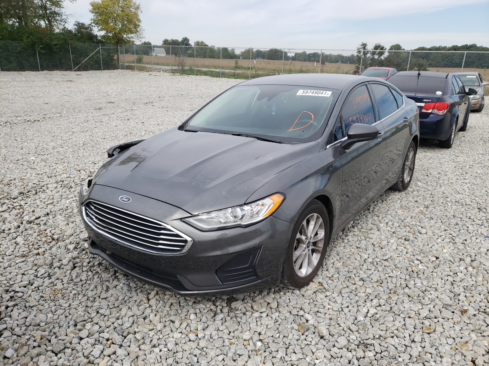 Photo 2 from auction – 2019 FORD FUSION SE with VIN 3FA6P0HD5KR231188