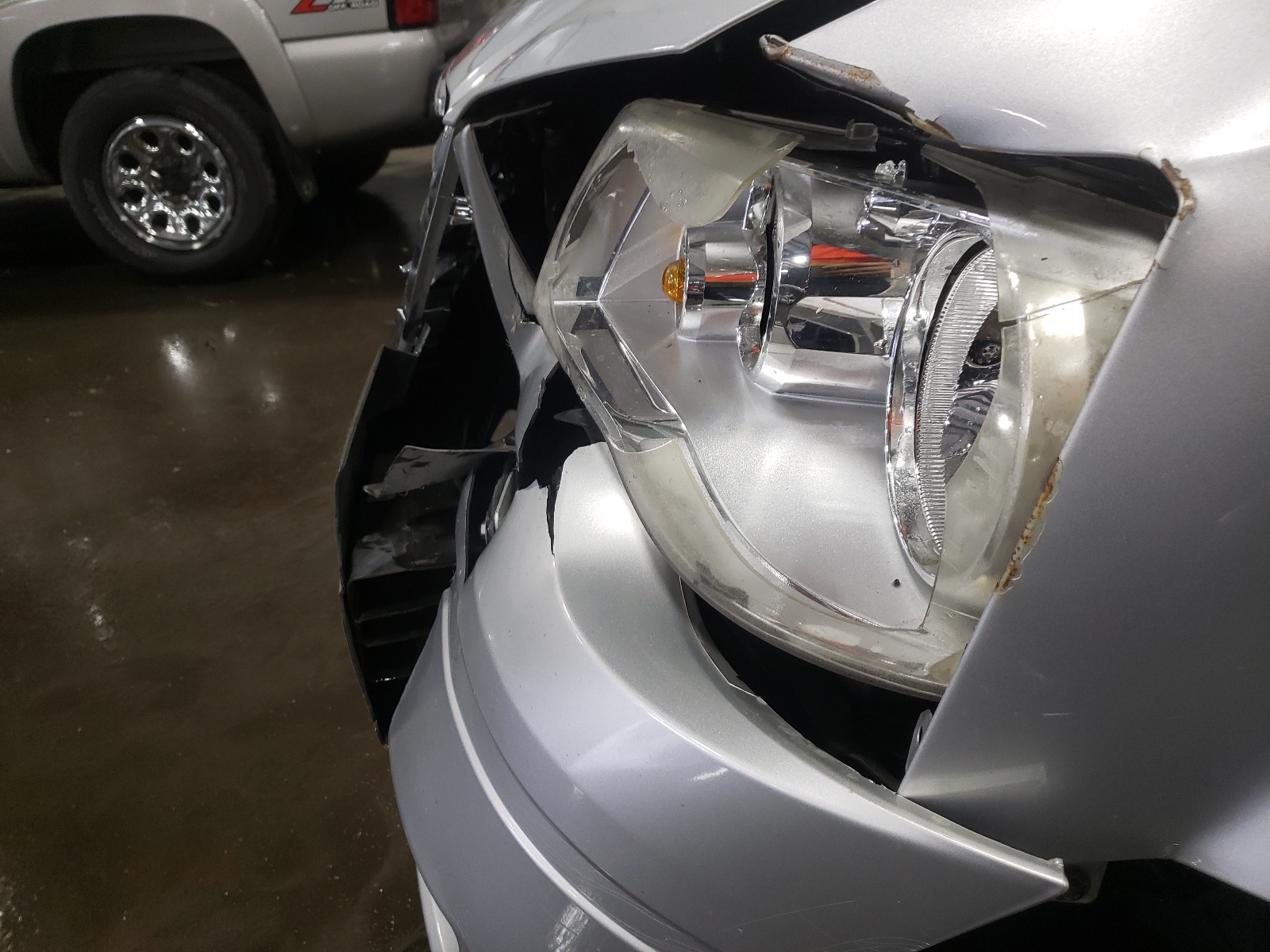Photo 9 from auction – 2008 CHRYSLER TOWN & COU with VIN 2A8HR54P48R128961