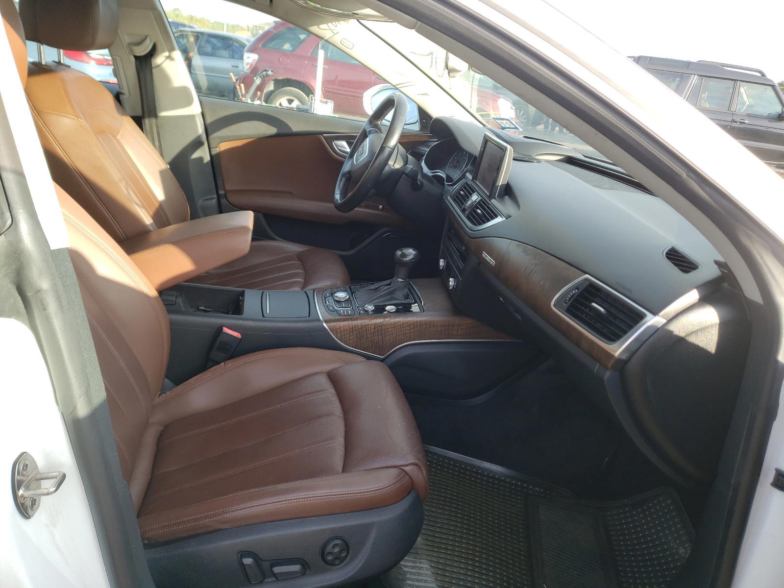 Photo 5 from auction – 2012 AUDI A7 with VIN WAUSGAFC5CN004223