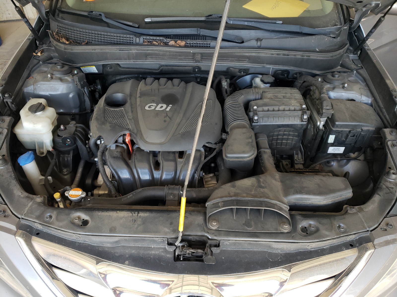 Фото 7 с аукциона – 2012 HYUNDAI SONATA SE с VIN 5NPEC4AC9CH388835