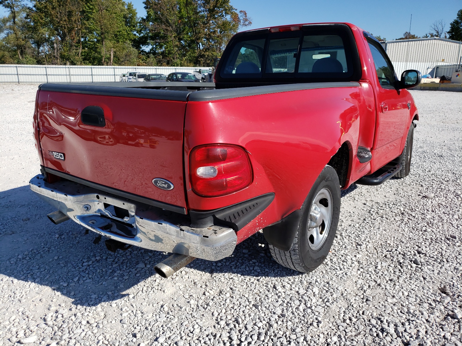 Photo 4 from auction – 1998 FORD F-150 with VIN 1FTRF07L3WKB08874