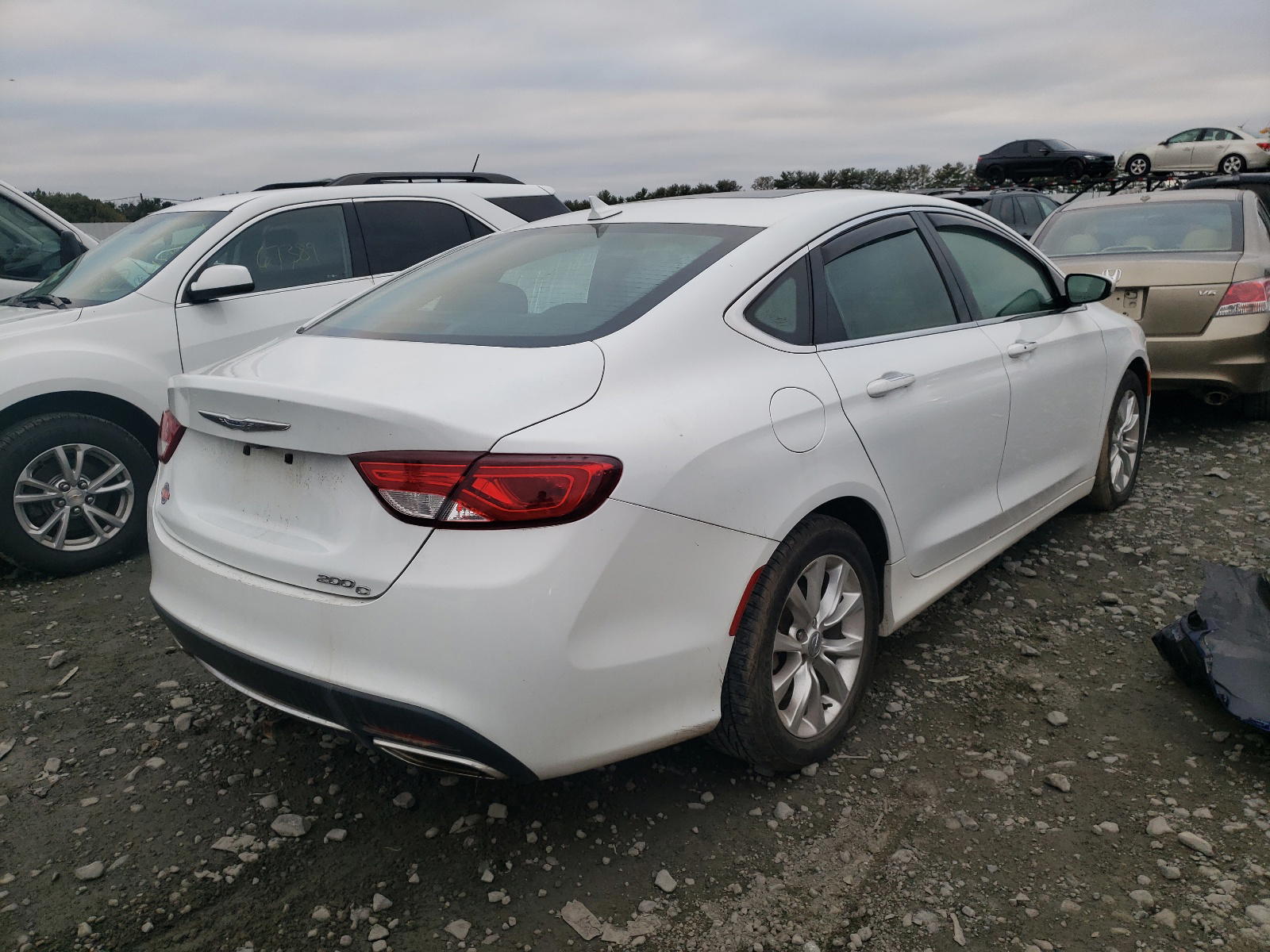 Photo 4 from auction – 2016 CHRYSLER 200 C with VIN 1C3CCCCGXGN105192