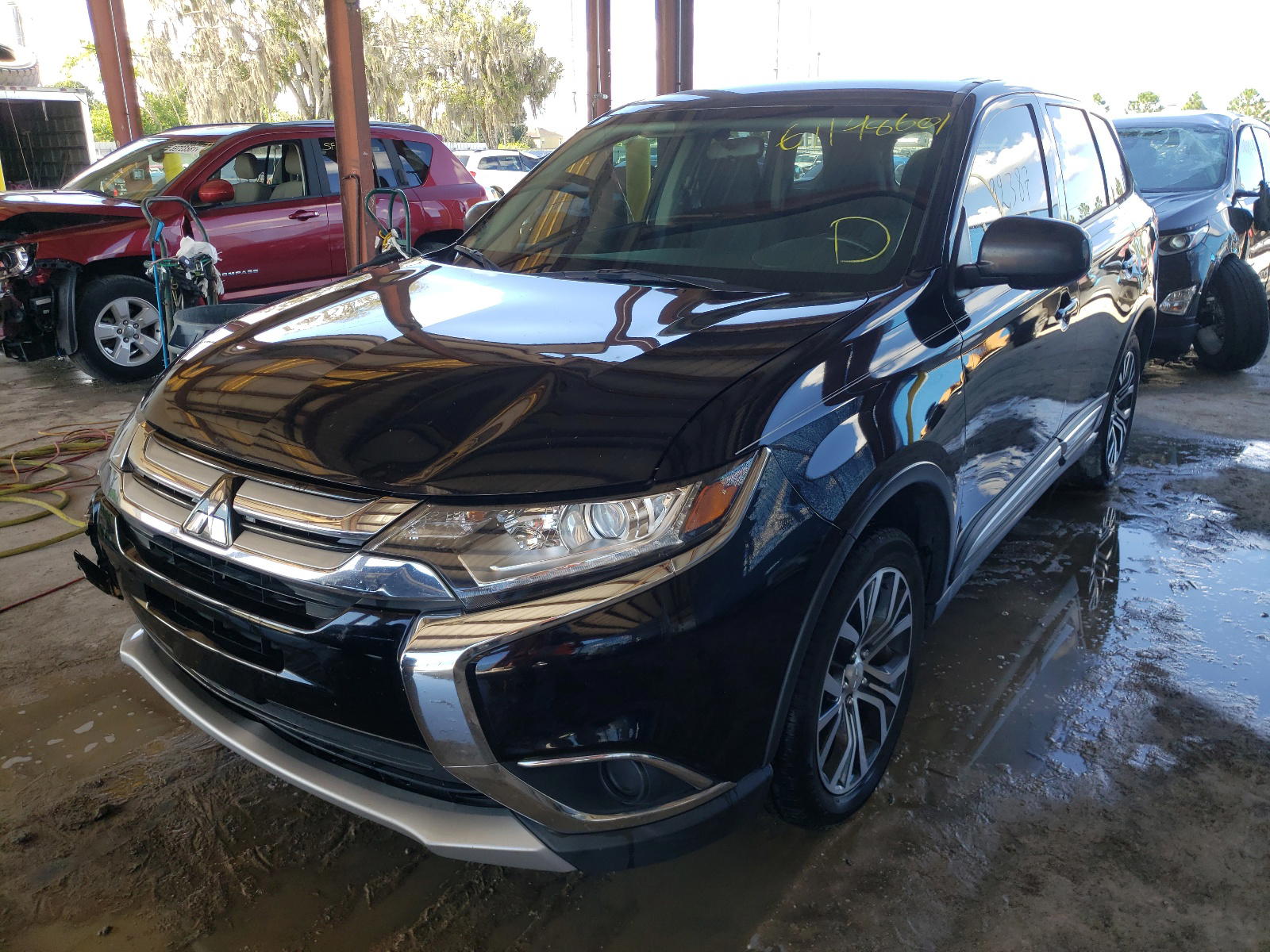 Photo 2 from auction – 2017 MITSUBISHI OUTLANDER with VIN JA4AD2A32HZ063387