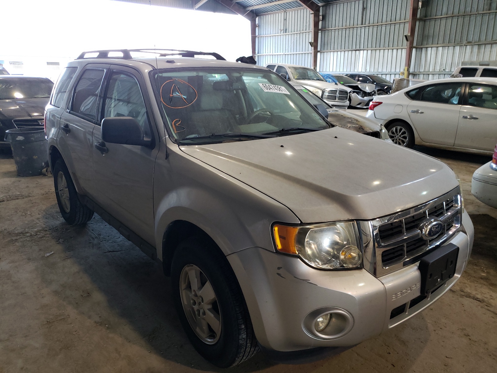 Zdjęcie 14 z aukcji – 2011 FORD ESCAPE XLT z VIN 1FMCU0D78BKA85942