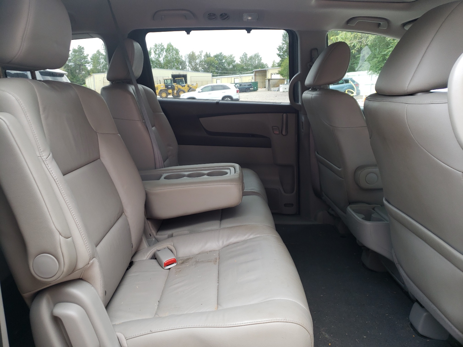 Photo 6 from auction – 2012 HONDA ODYSSEY EX with VIN 5FNRL5H67CB029215