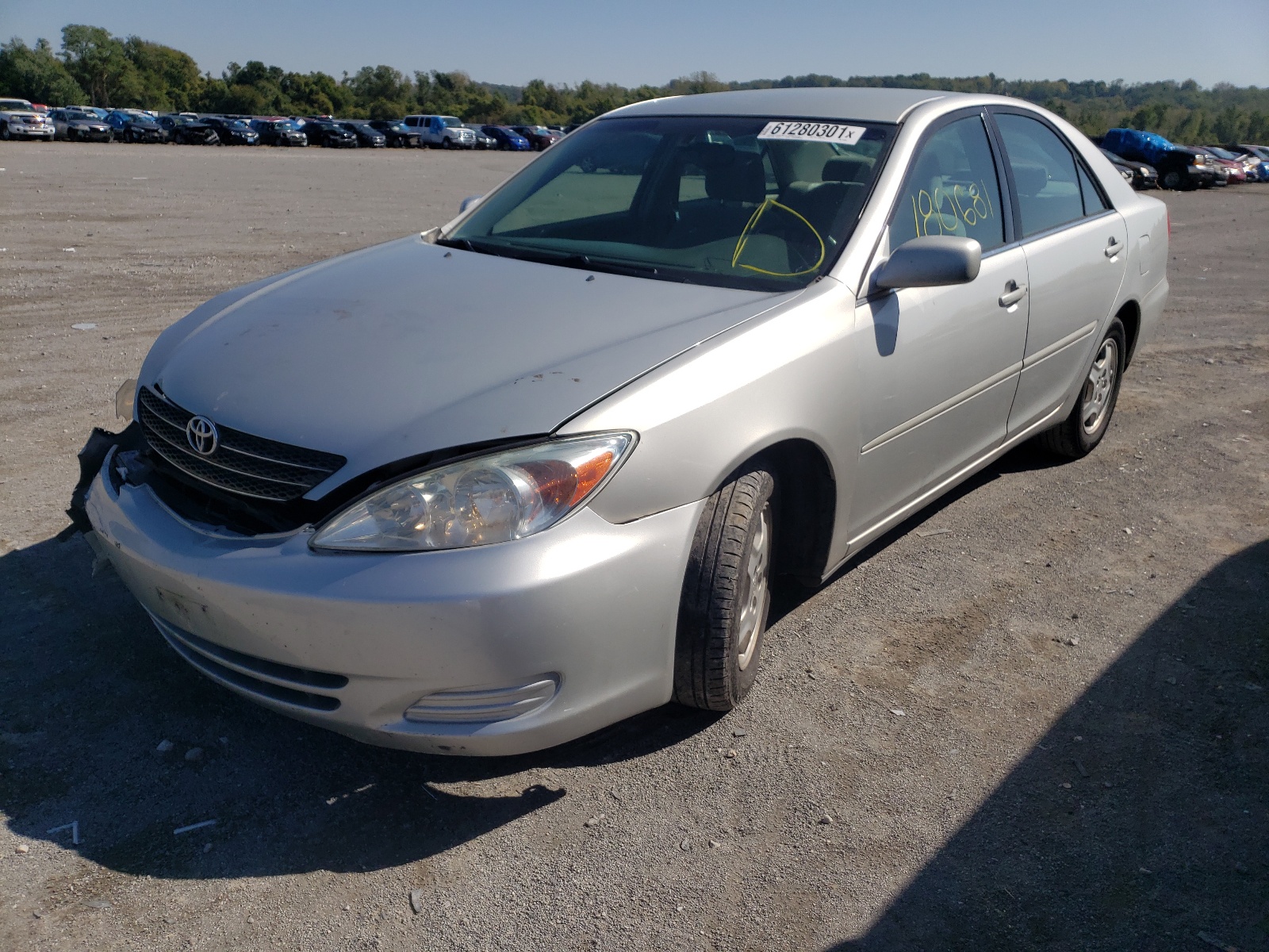 Photo 2 from auction – 2002 TOYOTA CAMRY LE with VIN 4T1BF30K72U539300