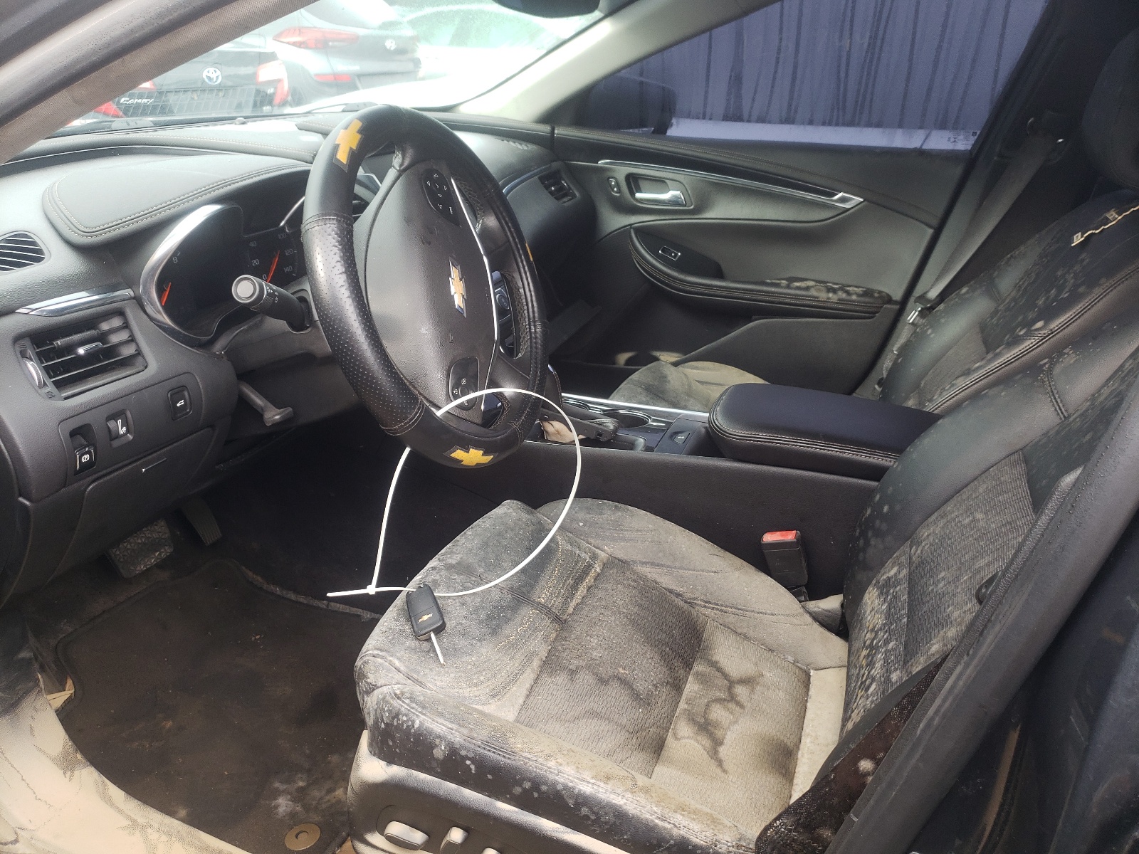 Photo 5 from auction – 2018 CHEVROLET IMPALA LT with VIN 2G1105S38J9131573