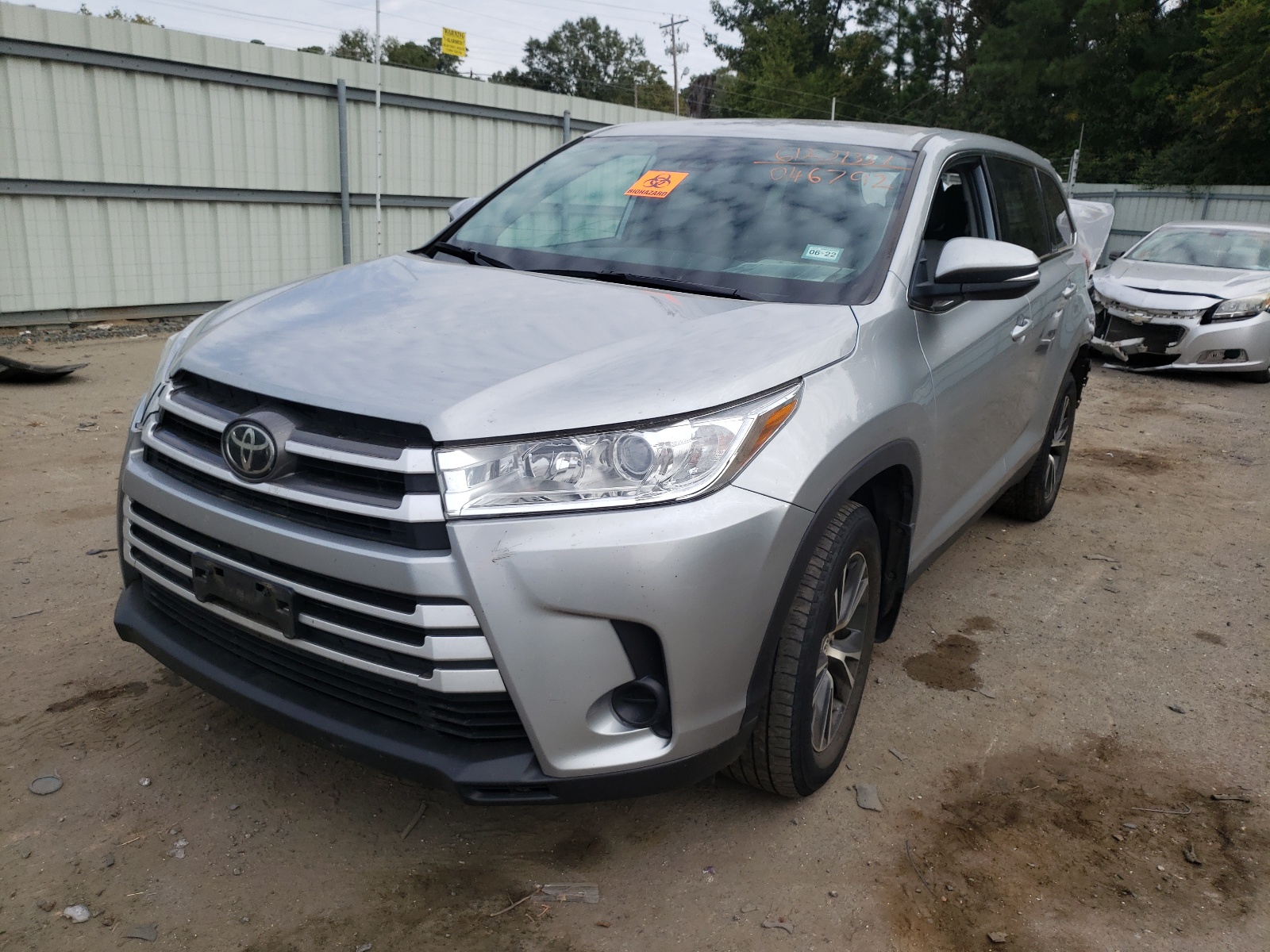 Photo 2 from auction – 2019 TOYOTA HIGHLANDER with VIN 5TDZARFH4KS046792