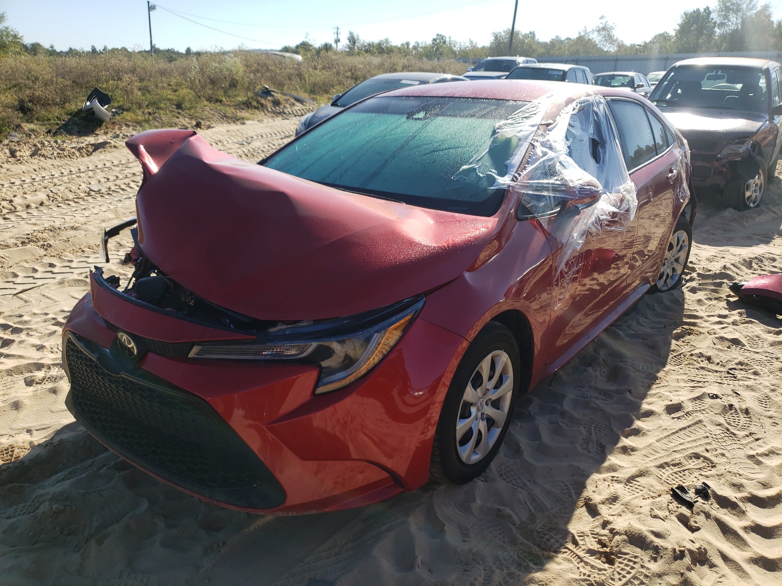 Photo 2 from auction – 2021 TOYOTA COROLLA LE with VIN 5YFEPMAE0MP168901