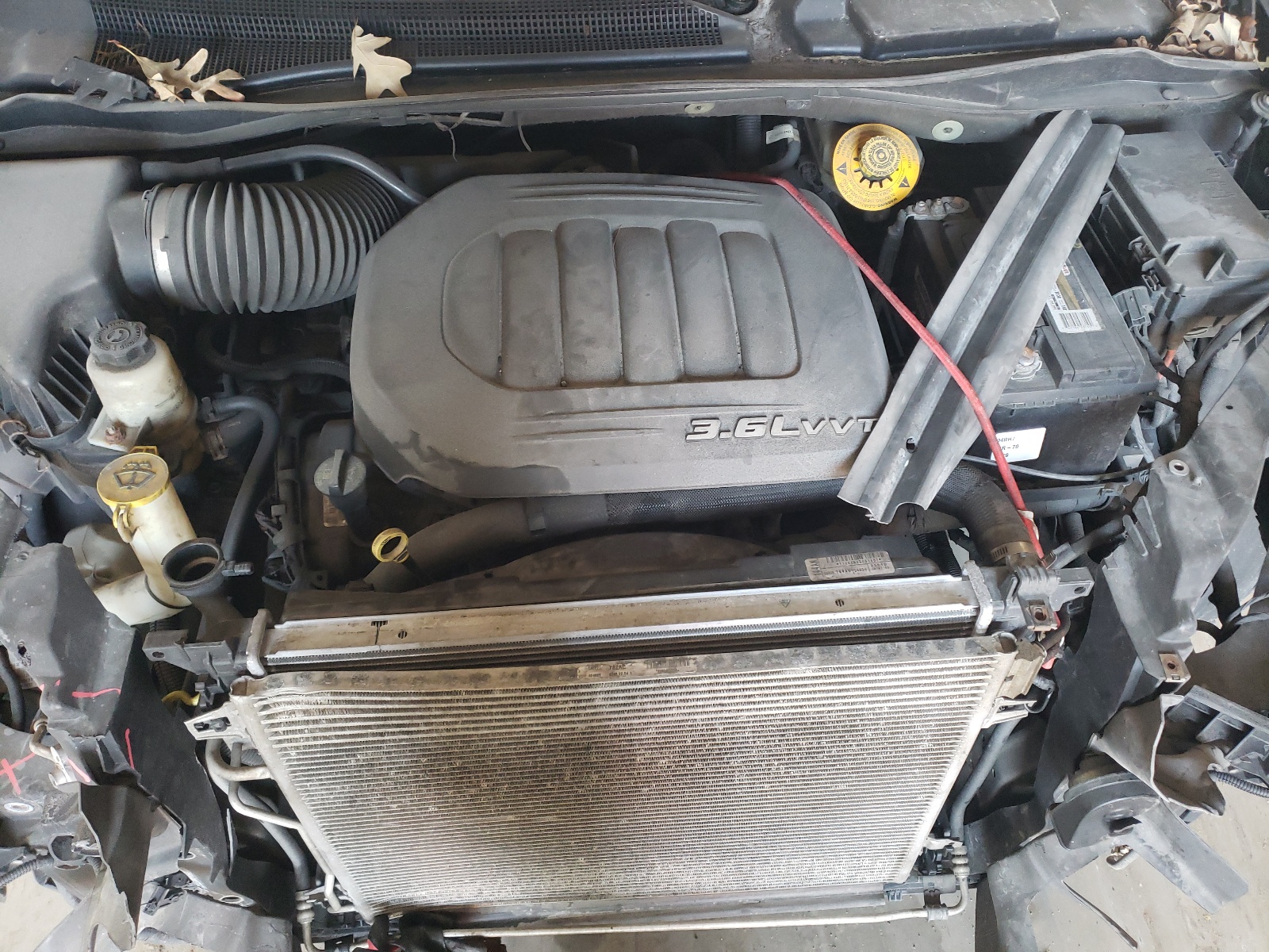 Photo 7 from auction – 2016 CHRYSLER TOWN & COU with VIN 2C4RC1BG3GR112127