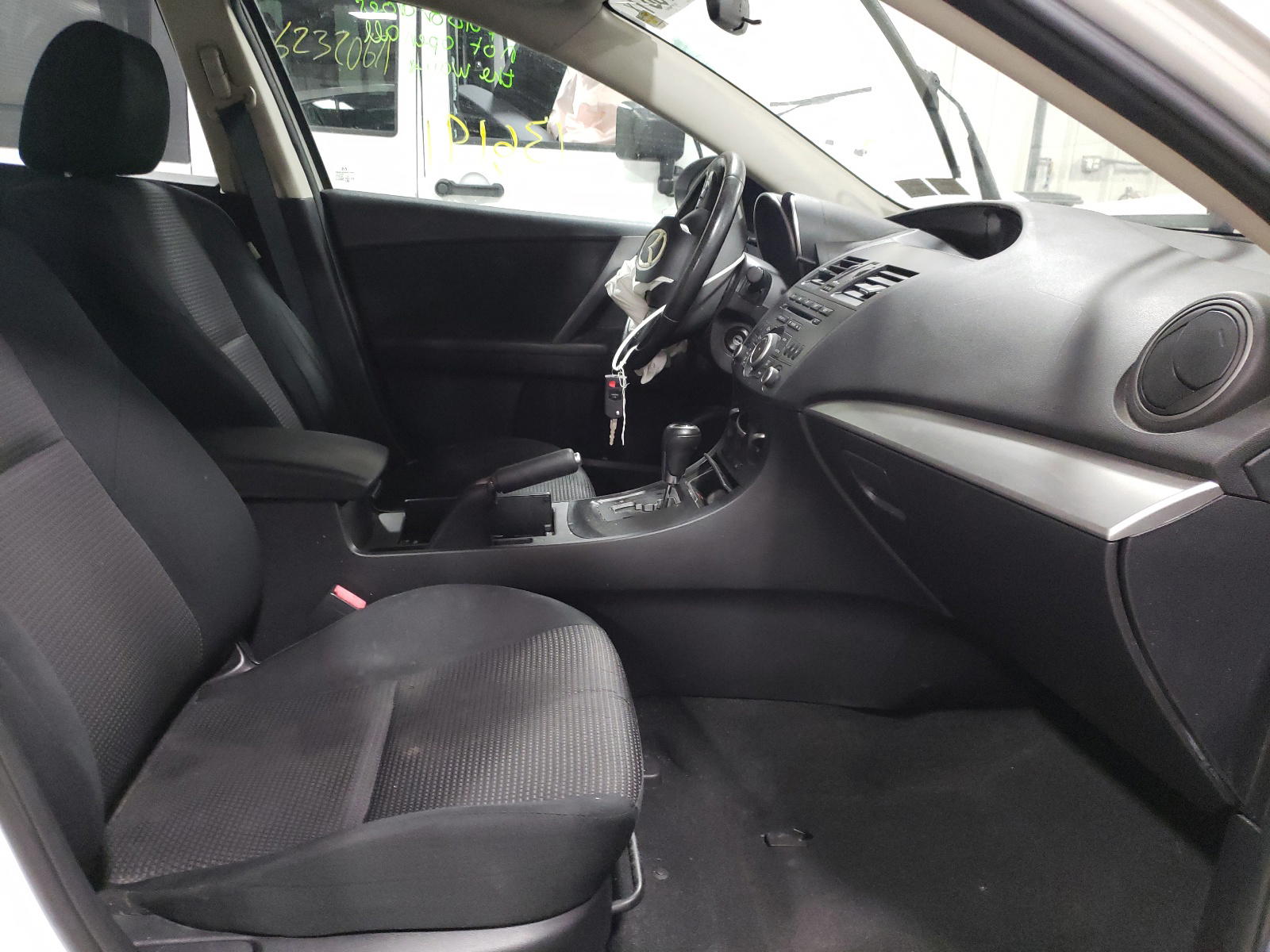 Photo 5 from auction – 2012 MAZDA 3 I with VIN JM1BL1V83C1684755