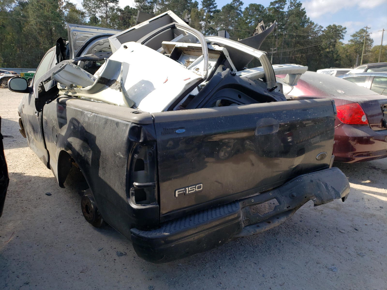 Photo 3 from auction – 2003 FORD F150 with VIN 1FTRF17273NA61985