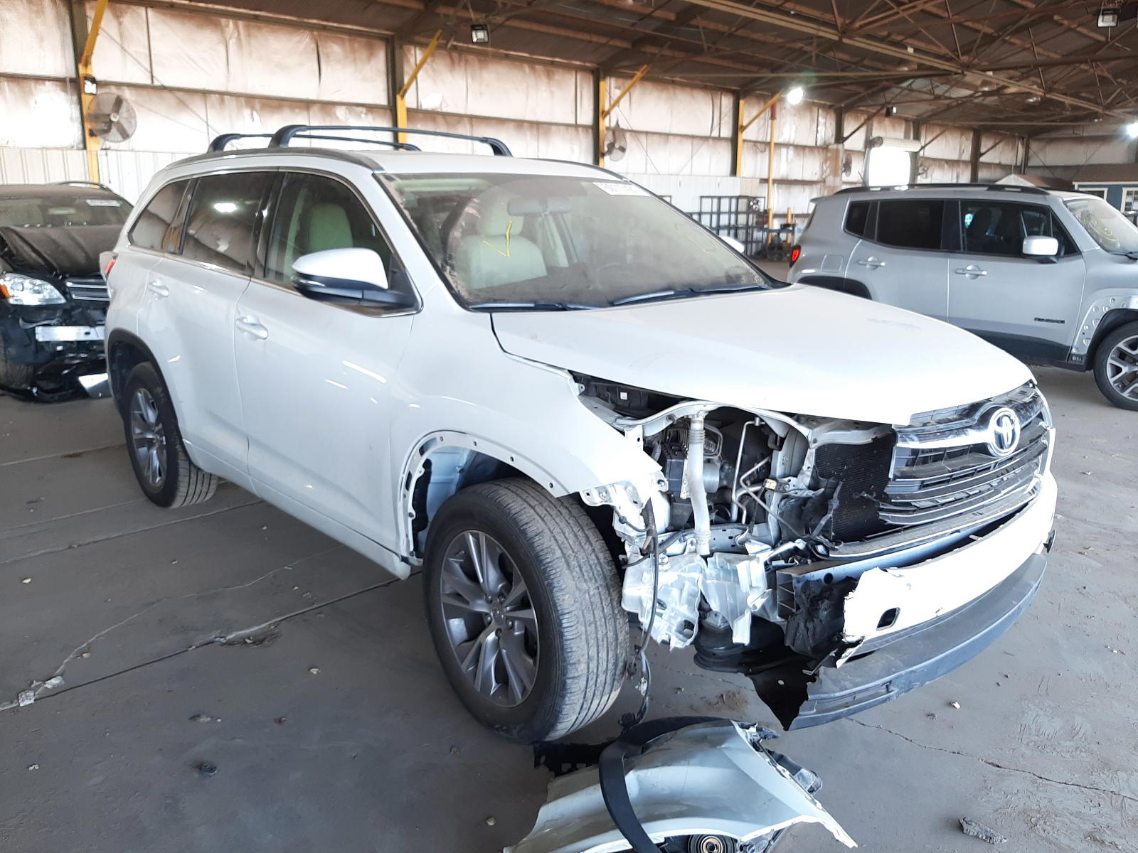 TOYOTA HIGHLANDER 2015 with VIN 5TDKKRFH6FS119231 - Photo from auction