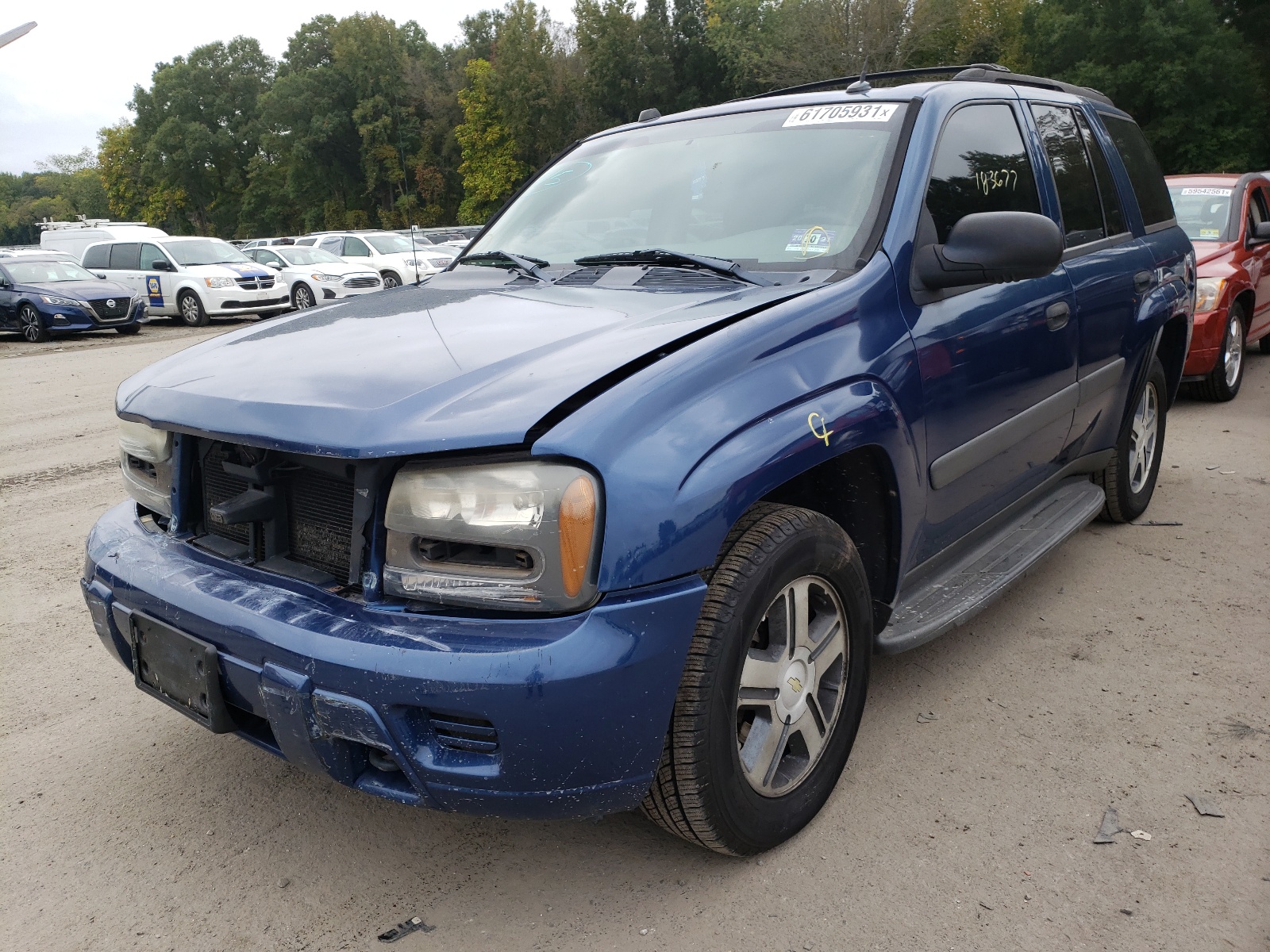 Photo 2 from auction – 2005 CHEVROLET TRAILBLAZE with VIN 1GNDT13S952300621