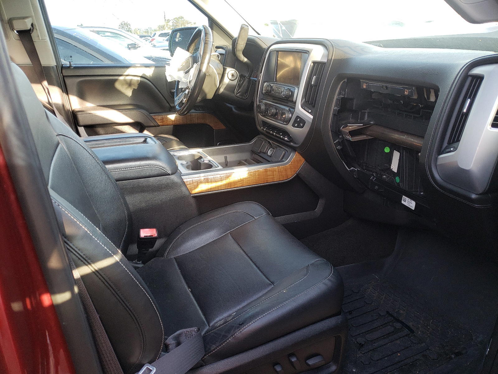 Photo 5 from auction – 2014 GMC SIERRA C15 with VIN 3GTP1VEC3EG122625