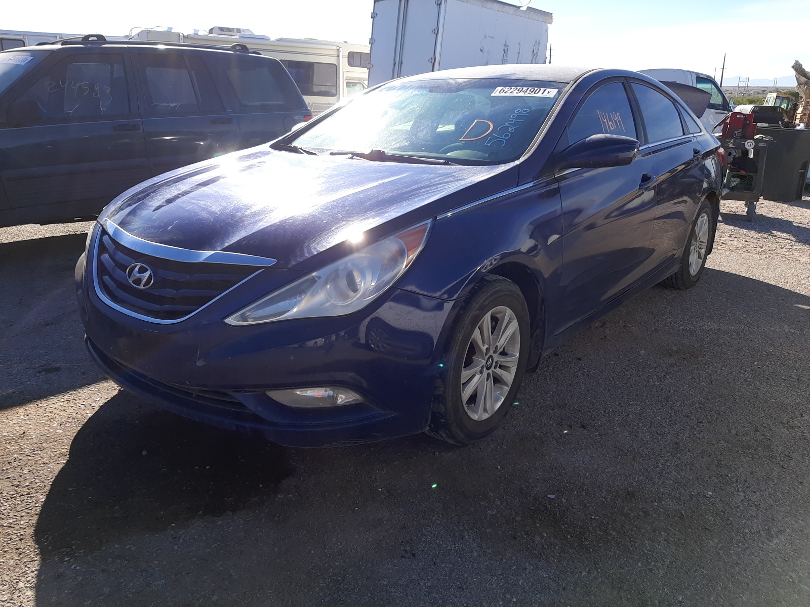 Photo 2 from auction – 2013 HYUNDAI SONATA GLS with VIN 5NPEB4AC5DH562498