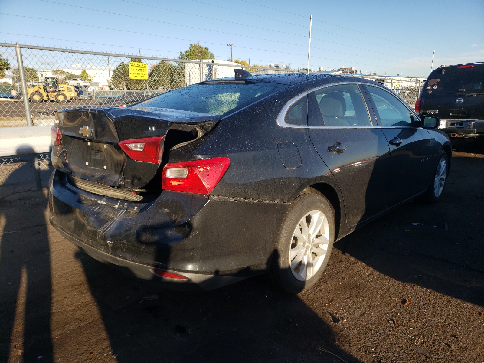 Photo 4 from auction – 2018 CHEVROLET MALIBU LT with VIN 1G1ZD5ST7JF141008