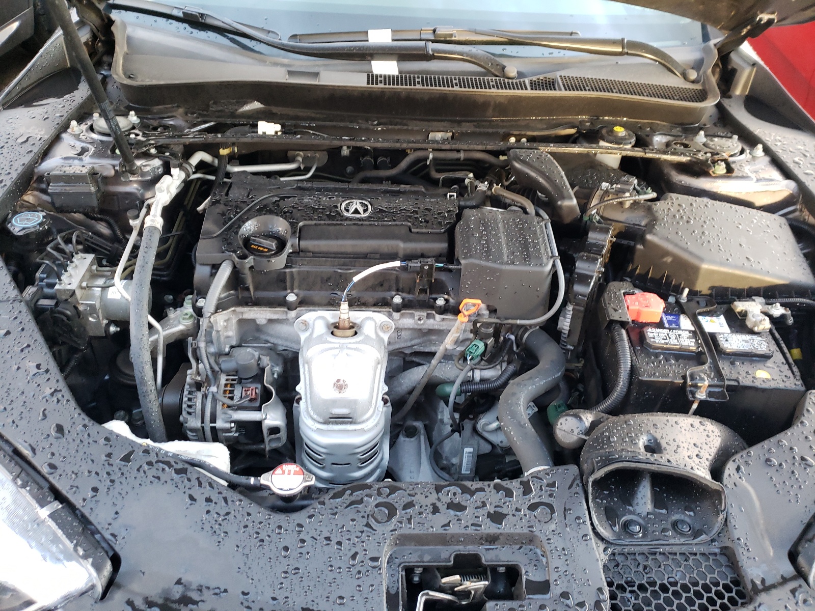 Photo 7 from auction – 2018 ACURA TLX with VIN 19UUB1F3XJA011555