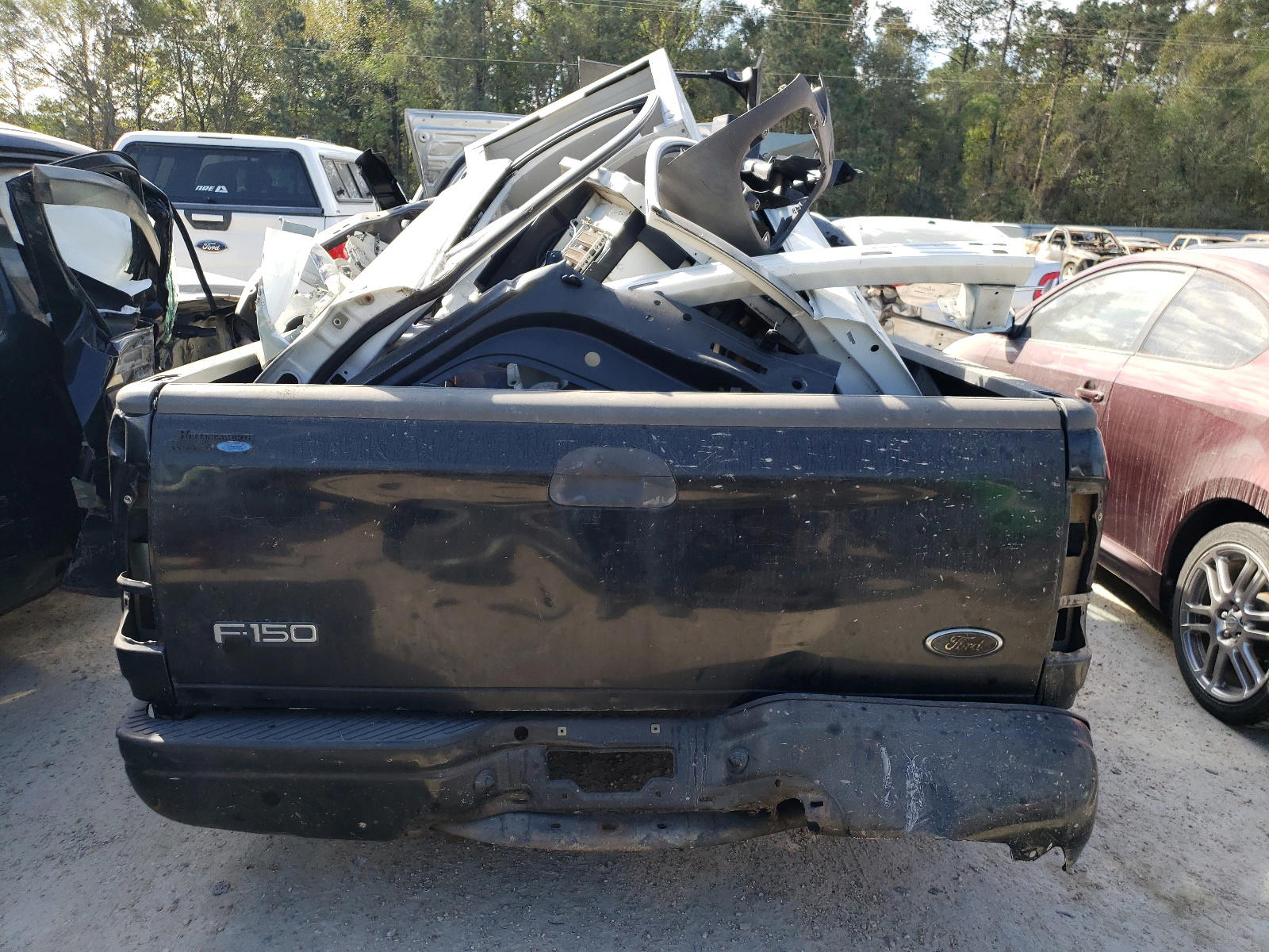 Photo 6 from auction – 2003 FORD F150 with VIN 1FTRF17273NA61985