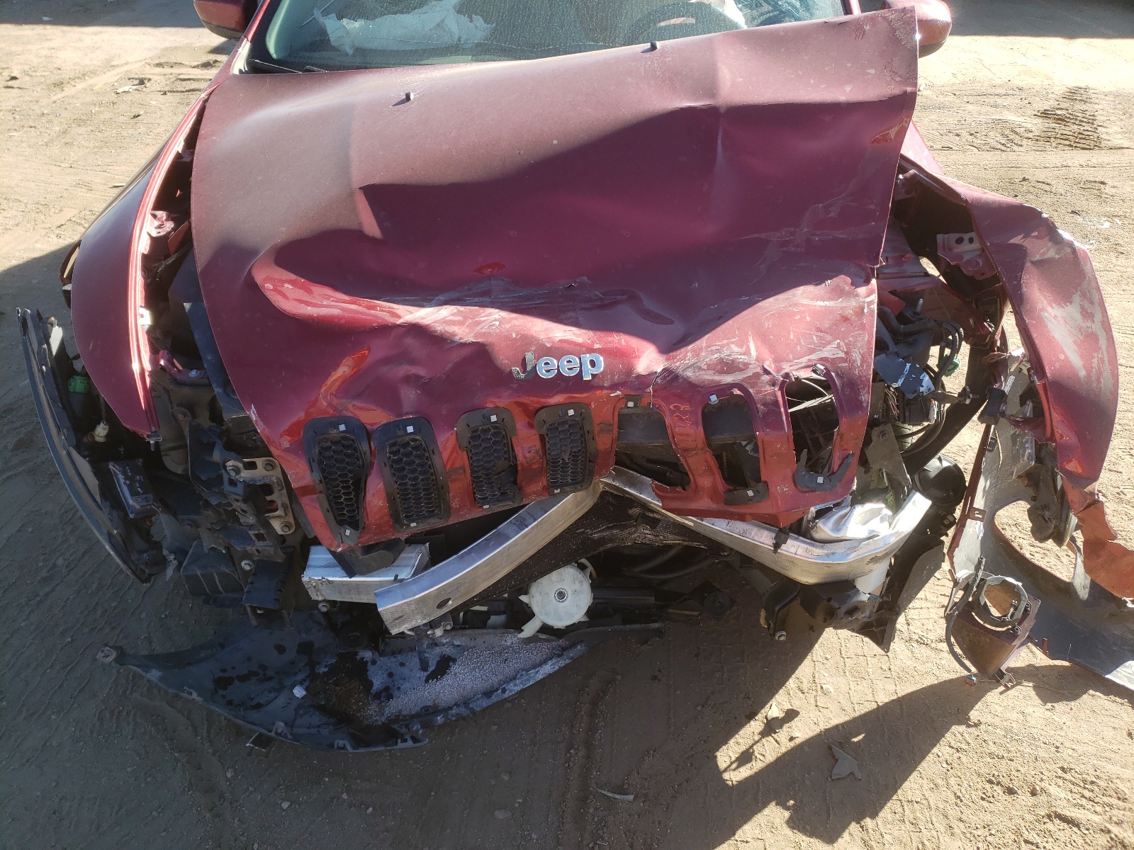 Photo 7 from auction – 2016 JEEP CHEROKEE L with VIN 1C4PJLCS2GW352451
