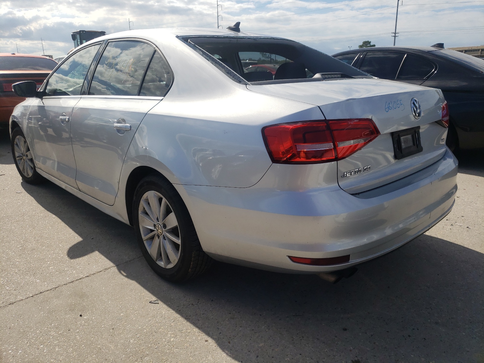 Photo 3 from auction – 2015 VOLKSWAGEN JETTA SE with VIN 3VWD07AJ9FM291344