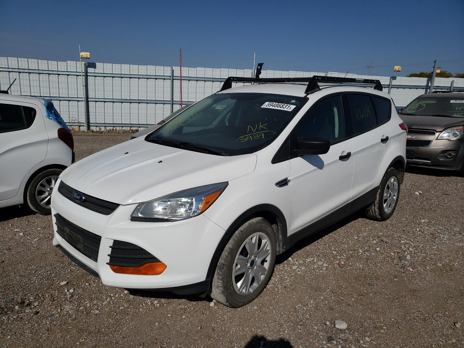 Photo 2 from auction – 2016 FORD ESCAPE S with VIN 1FMCU0F74GUC83989