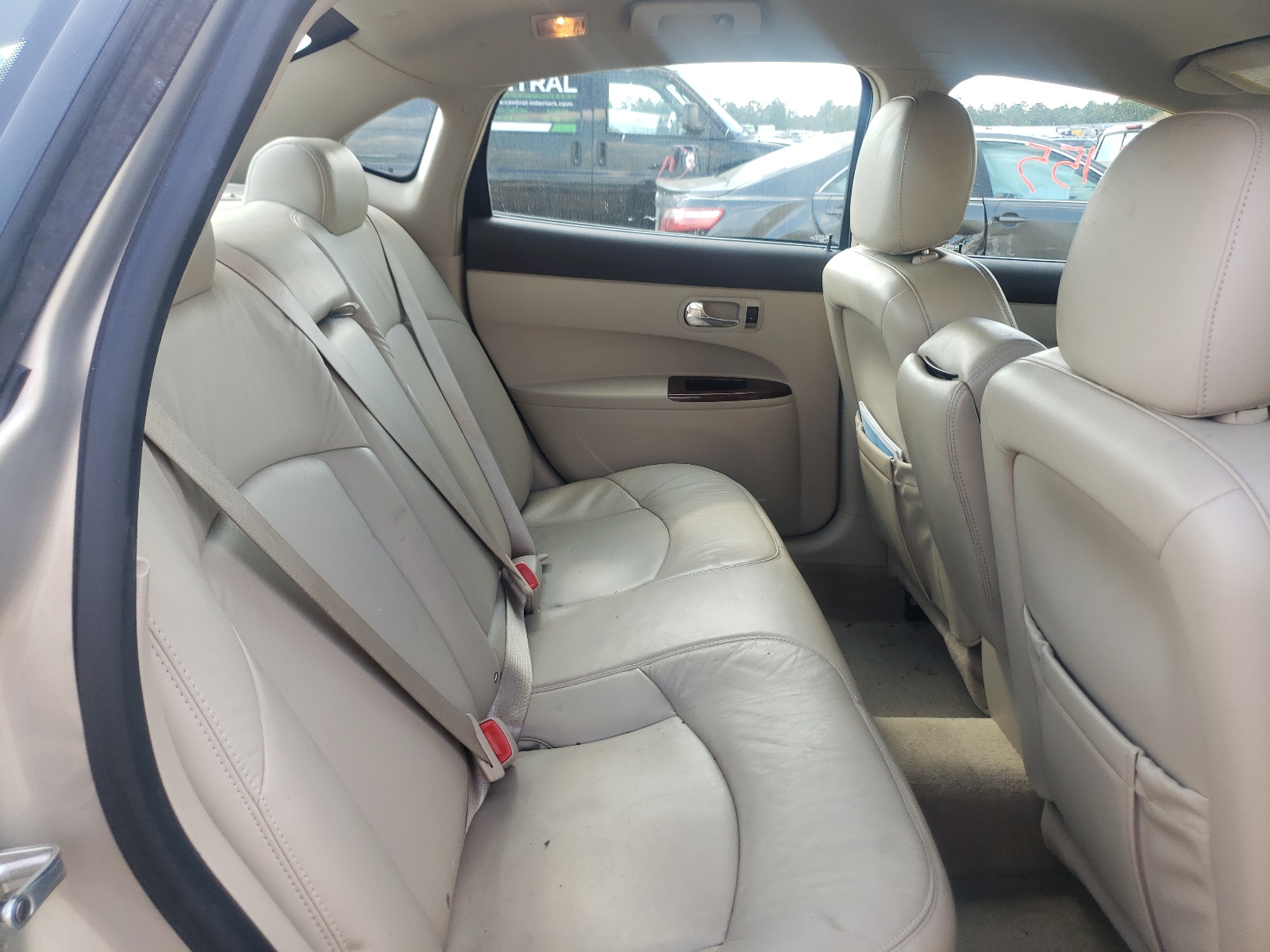 Photo 6 from auction – 2009 BUICK LACROSSE C with VIN 2G4WD582291173789