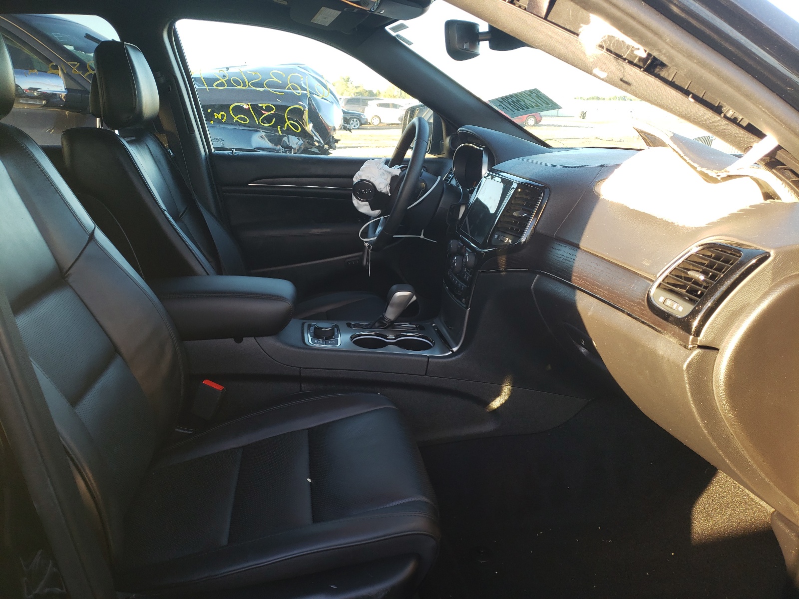 Photo 5 from auction – 2021 JEEP GRAND CHER with VIN 1C4RJFCT4MC591192