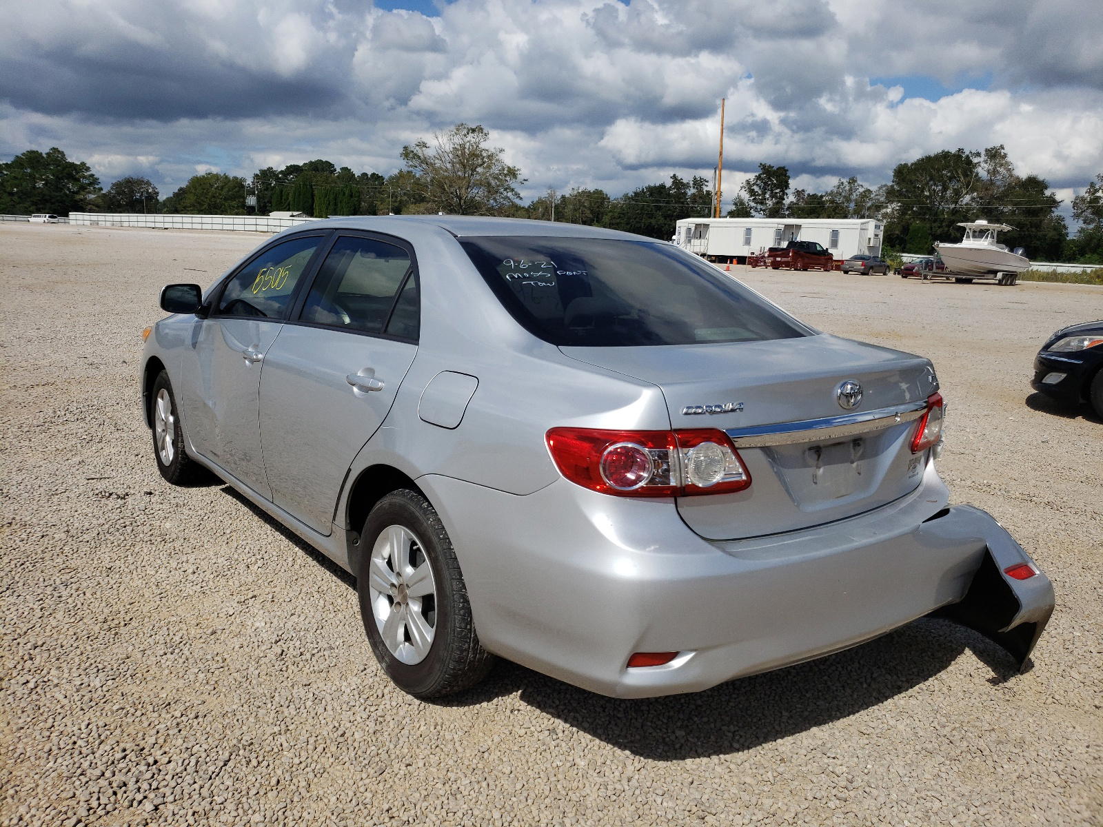Photo 3 from auction – 2011 TOYOTA COROLLA BA with VIN JTDBU4EE8B9158920