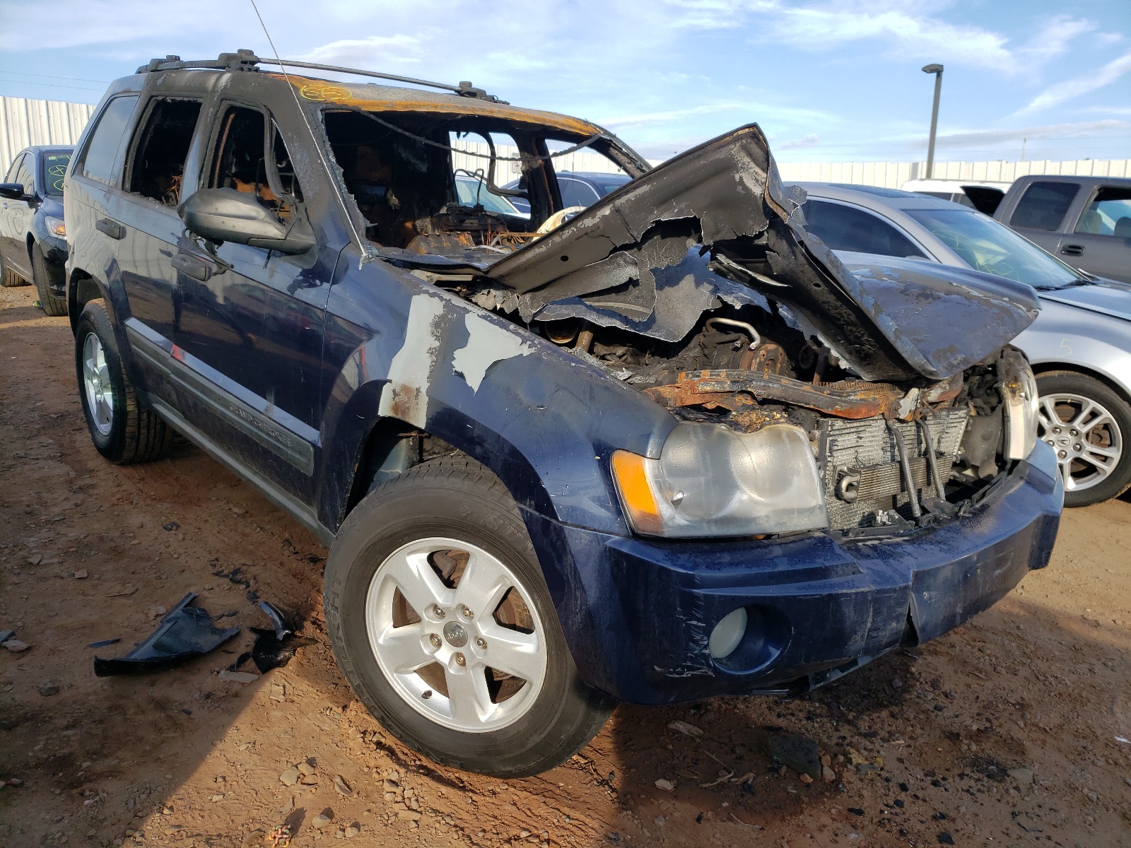 Photo 1 from auction – 2005 JEEP GRAND CHER with VIN 1J4HR48N75C706267