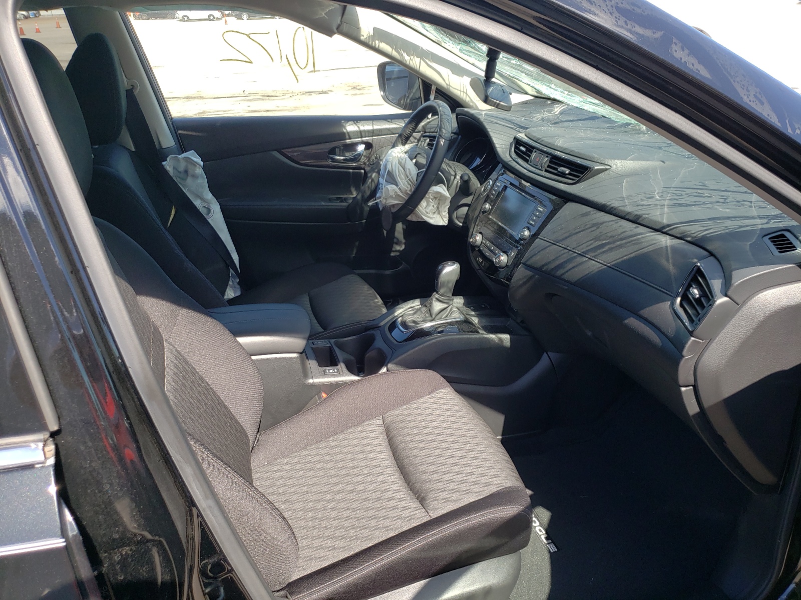 Photo 5 from auction – 2019 NISSAN ROGUE S with VIN JN8AT2MT7KW267989