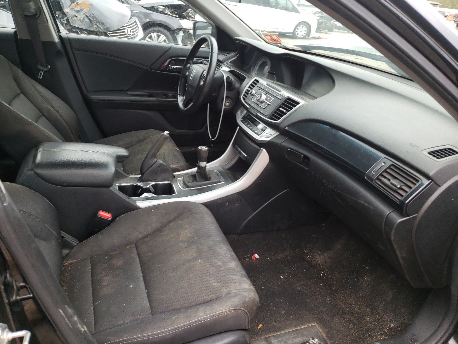 Photo 5 from auction – 2013 HONDA ACCORD SPO with VIN 1HGCR2E58DA217770