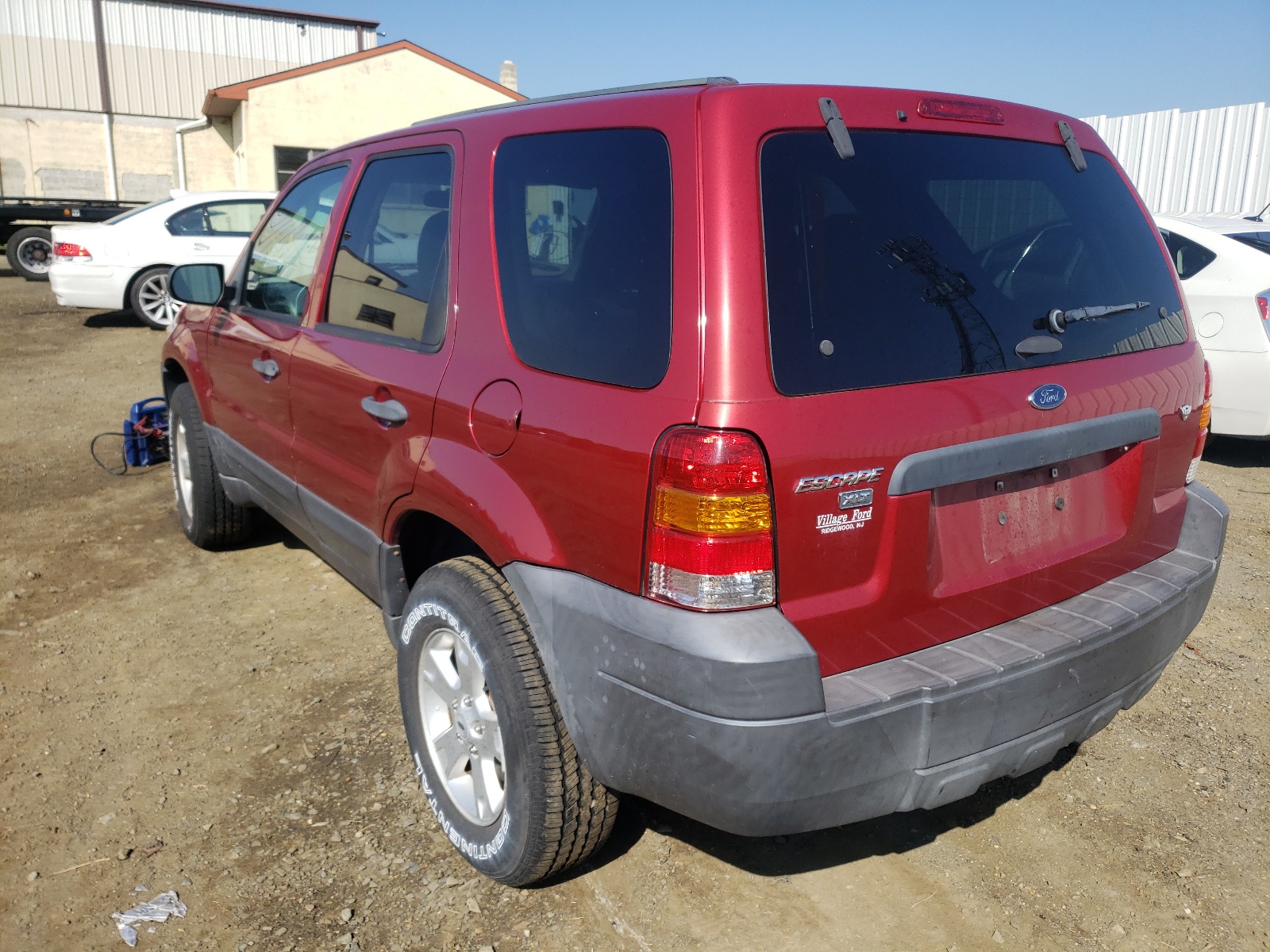 Photo 3 from auction – 2006 FORD ESCAPE XLT with VIN 1FMYU93116KD17696