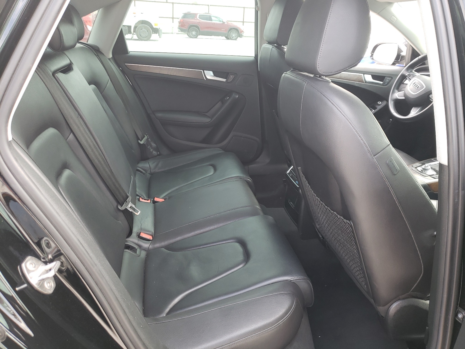 Zdjęcie 6 z aukcji – 2015 AUDI A4 PREMIUM z VIN WAUAFAFLXFN007637