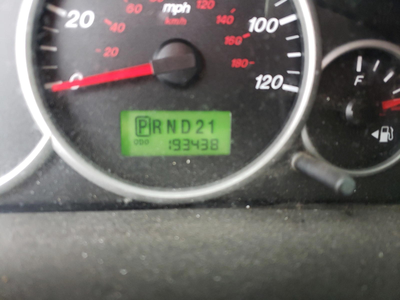 Photo 8 from auction – 2005 MAZDA TRIBUTE I with VIN 4F2YZ02Z65KM33788