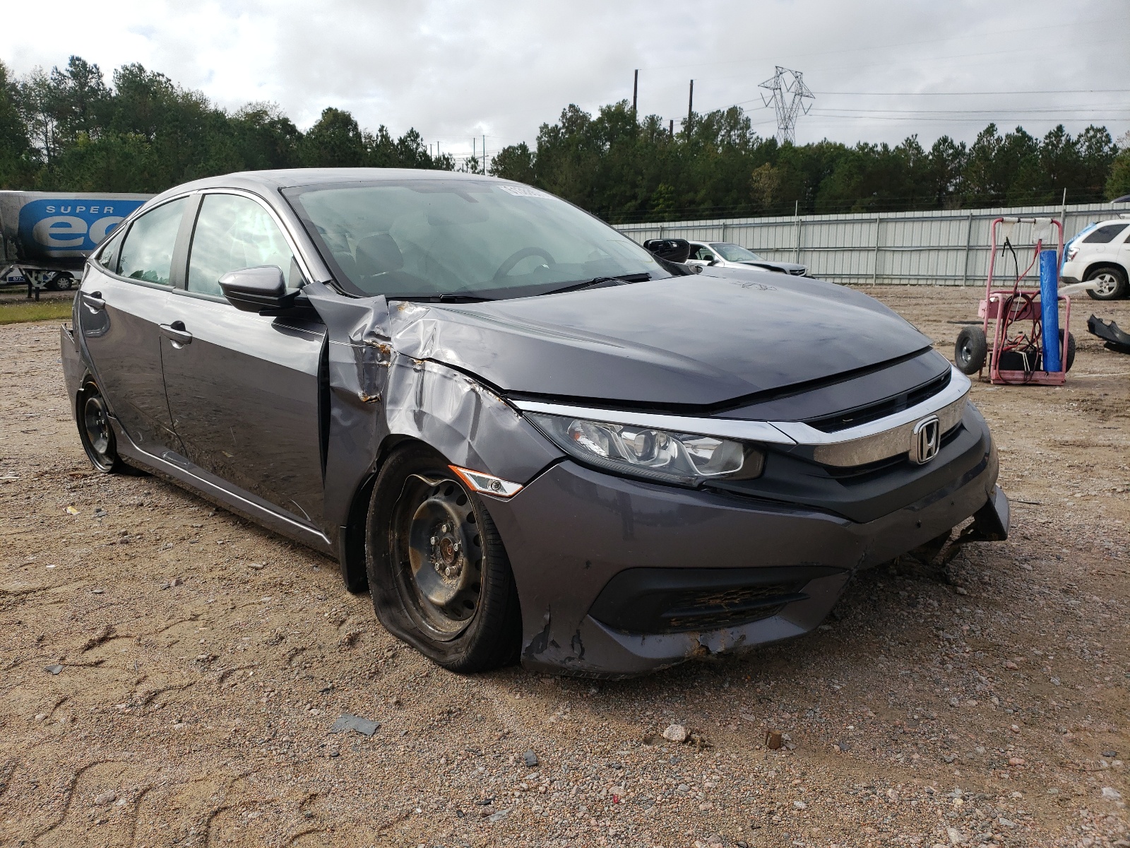 Photo 1 from auction – 2017 HONDA CIVIC LX with VIN 2HGFC2F51HH553149