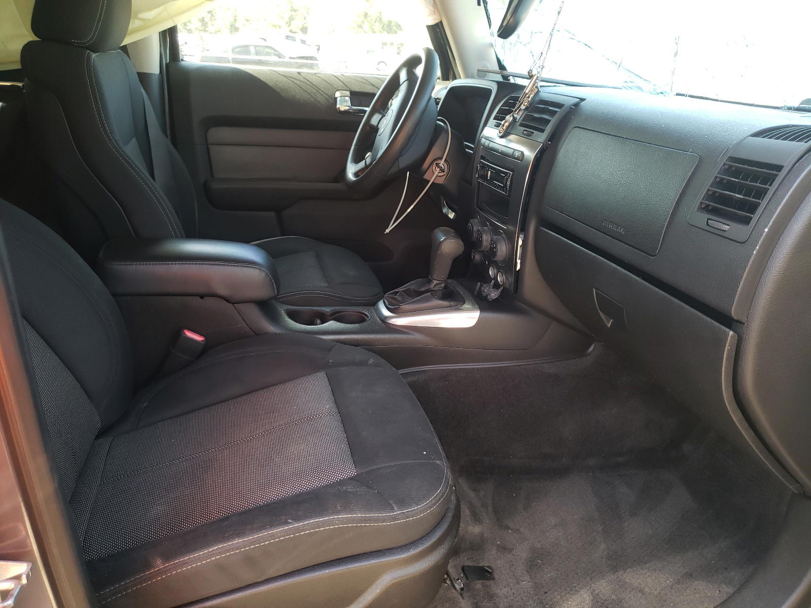Photo 5 from auction – 2008 HUMMER H3 with VIN 5GTEN13E388107425