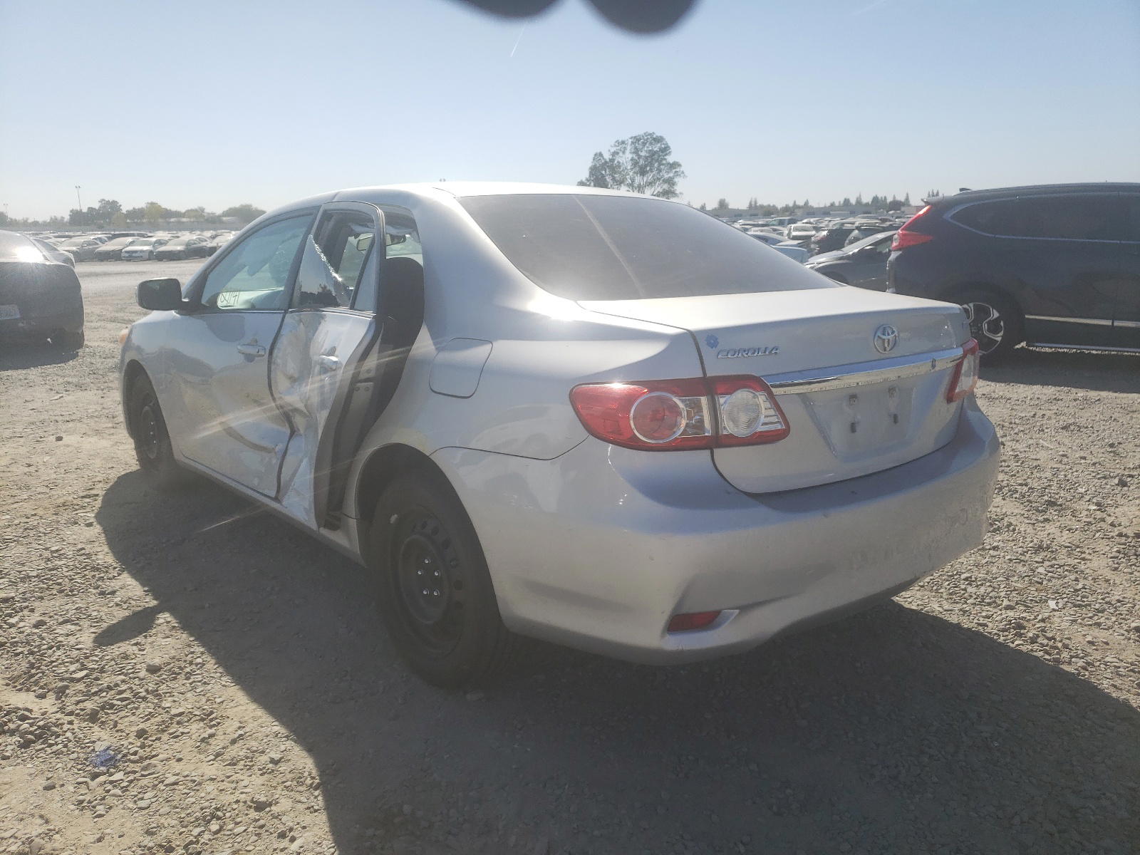 Photo 3 from auction – 2013 TOYOTA COROLLA BA with VIN 5YFBU4EE6DP173171