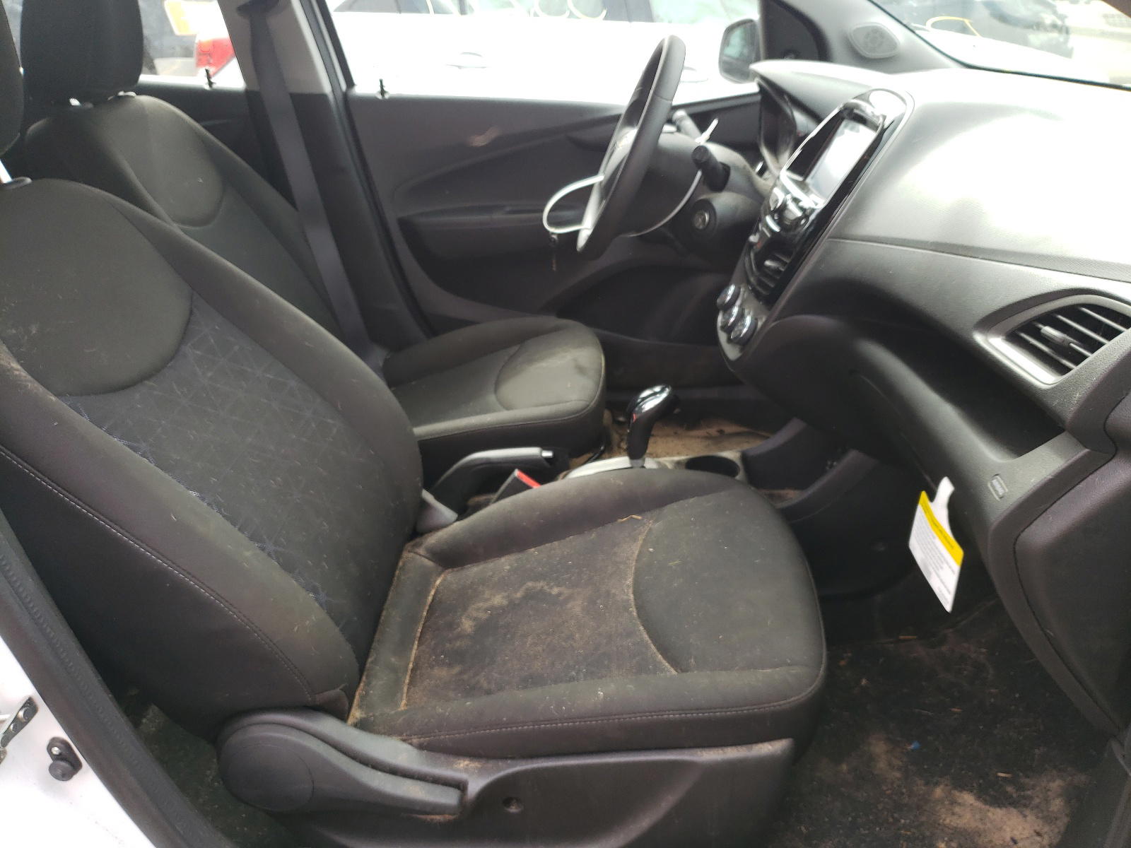 Photo 5 from auction – 2020 CHEVROLET SPARK LS with VIN KL8CB6SA9LC453464